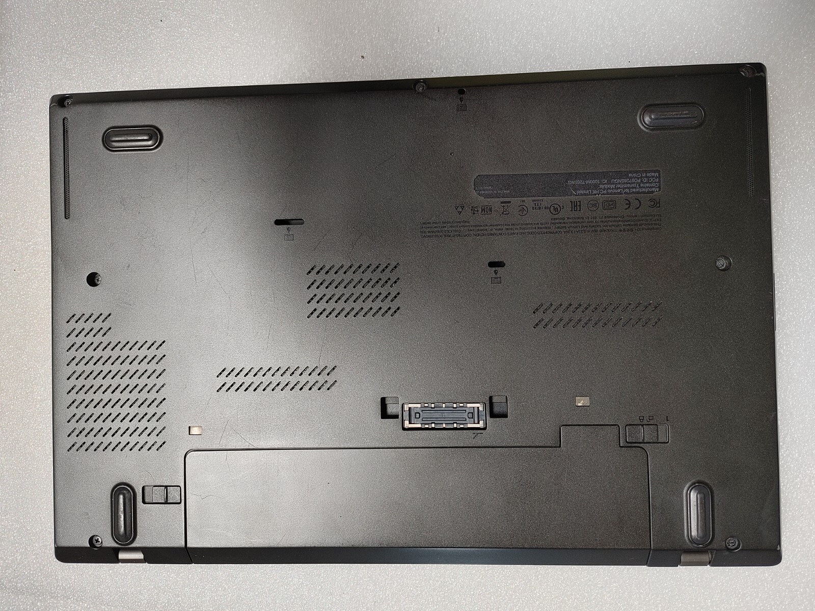 Lenovo Think T450s Core i7-5600U@2.60GHz, 8GB RAM , NO HD , FOR PARTS ONLY