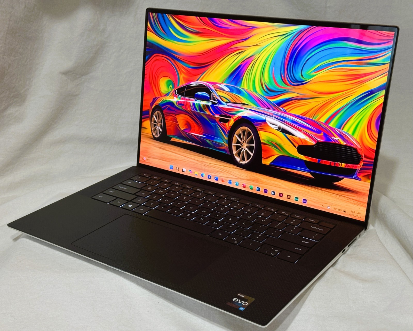 Dell XPS 15 9530 15.6″ OLED TOUCH ✔ I9-13900H ✔ 32GB ✔ 2TB NVMe ✔ RTX 4060 8GB