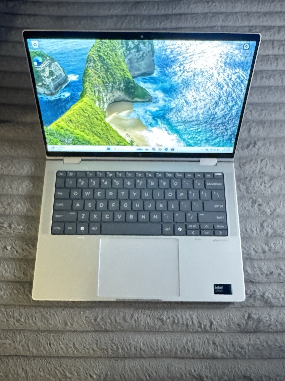 HP Elite x3601040G11 U7-165H 14in 16GB/512SSD Win11Pro Notebook Silver