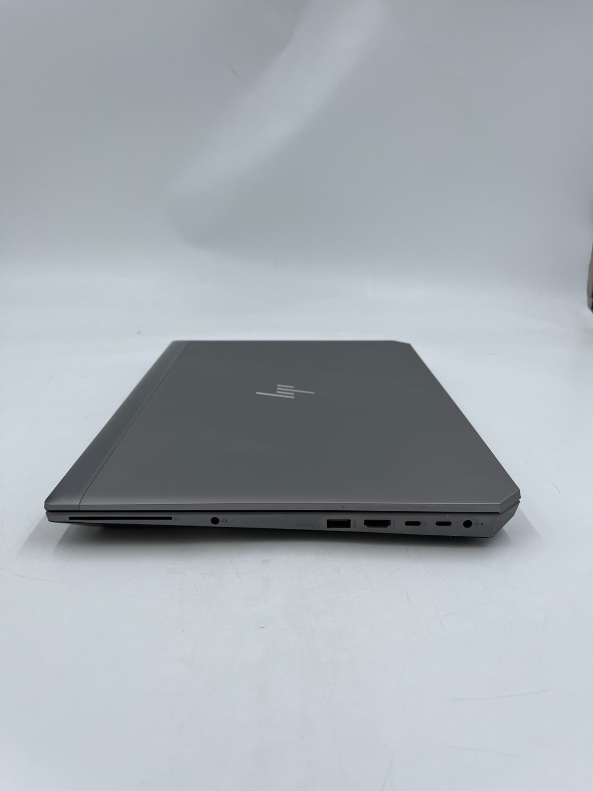 HP zBook 15 G5 i7-8750H 2.20GHz 16GB Ram 512GB SSD Win 11 Pro P1000