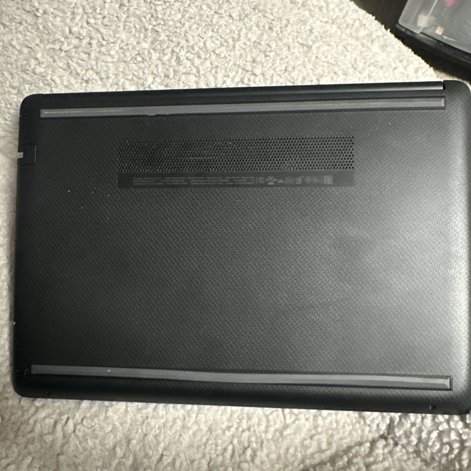 HP Laptop 14 DK1xxx AMD Silver 3050U |128GB NVME | 4GB RAM Radeon Graphics