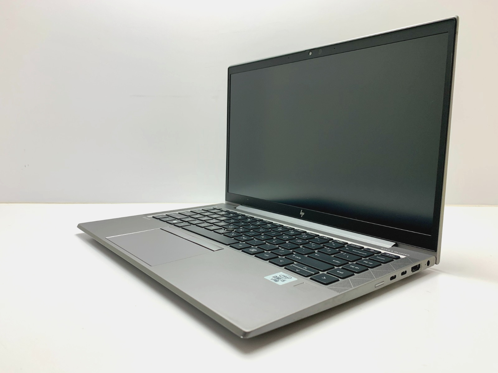 HP ZBook Firefly 14 G7 | i5-10310U | 16GB RAM | 256GB SSD/NVMe | LINUX | READ