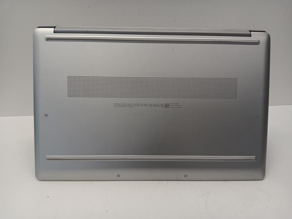 hp laptop 17-cp3401nr (P07015442)