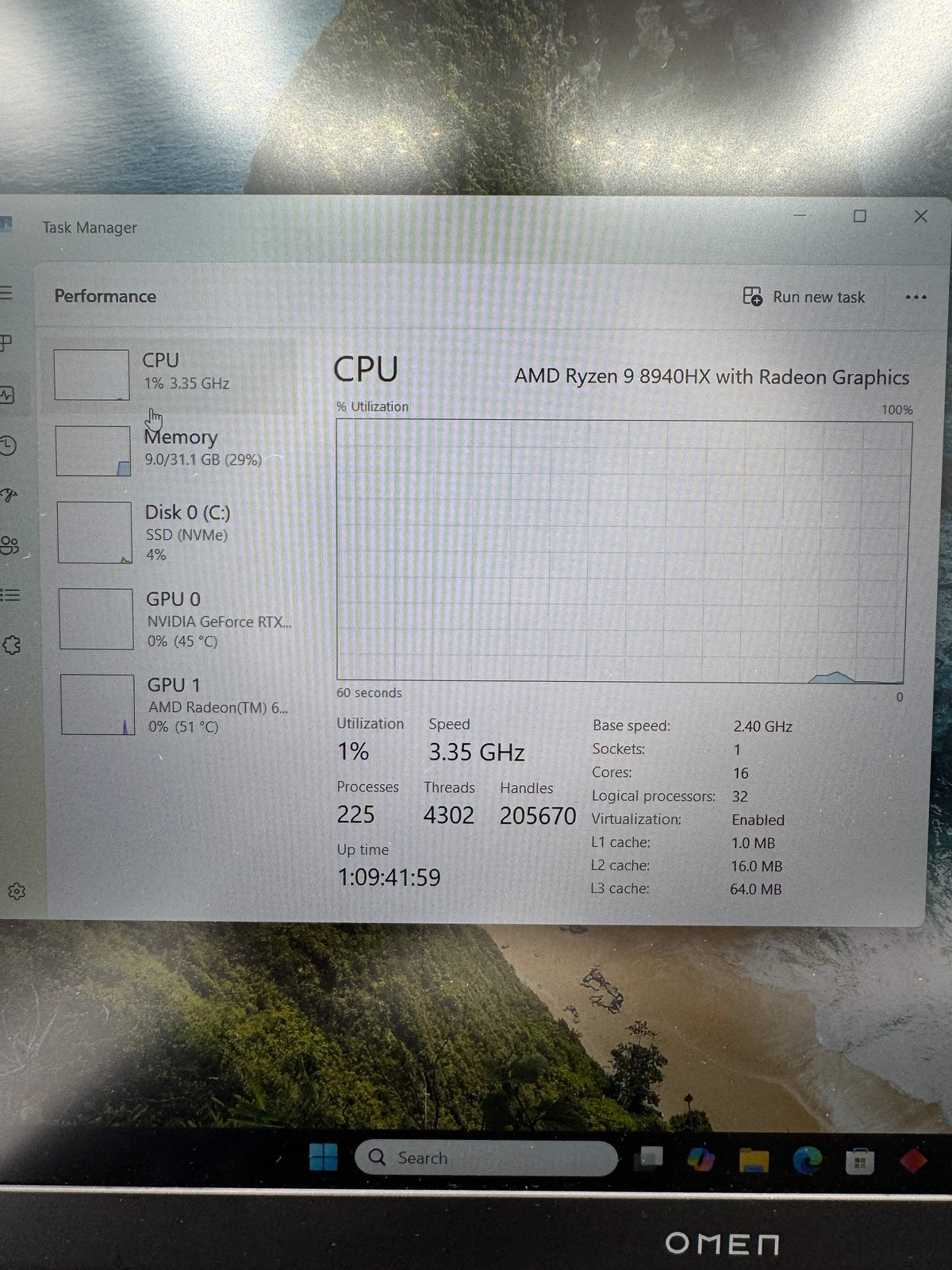 HP Omen 16-ap0053dx 16″ Ryzen 9 8940HX 2.4GHz 32GB RAM 1TB SSD GeForce RTX 5060