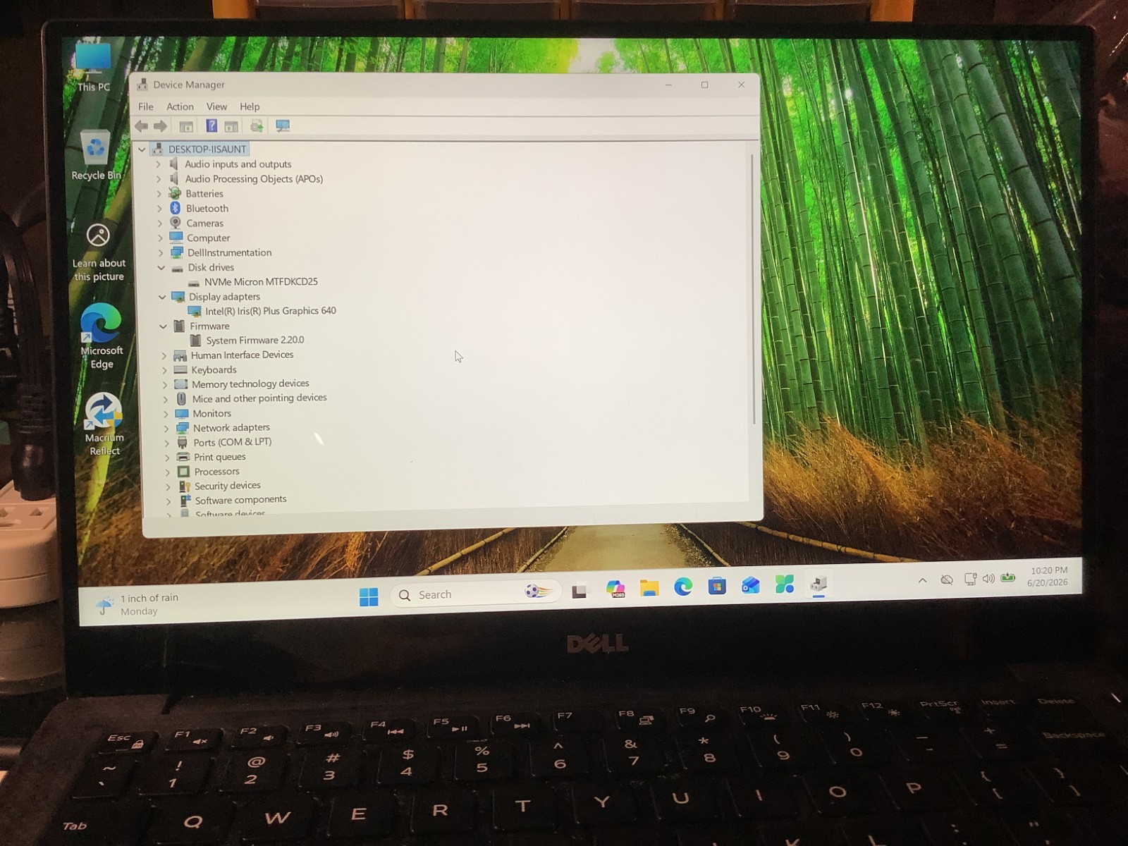 Dell XPS 13 9360 13″ QHD-Touch i7-7660U, 16GB-256GB NVMe Windows 11 Pro #HMVV9H2
