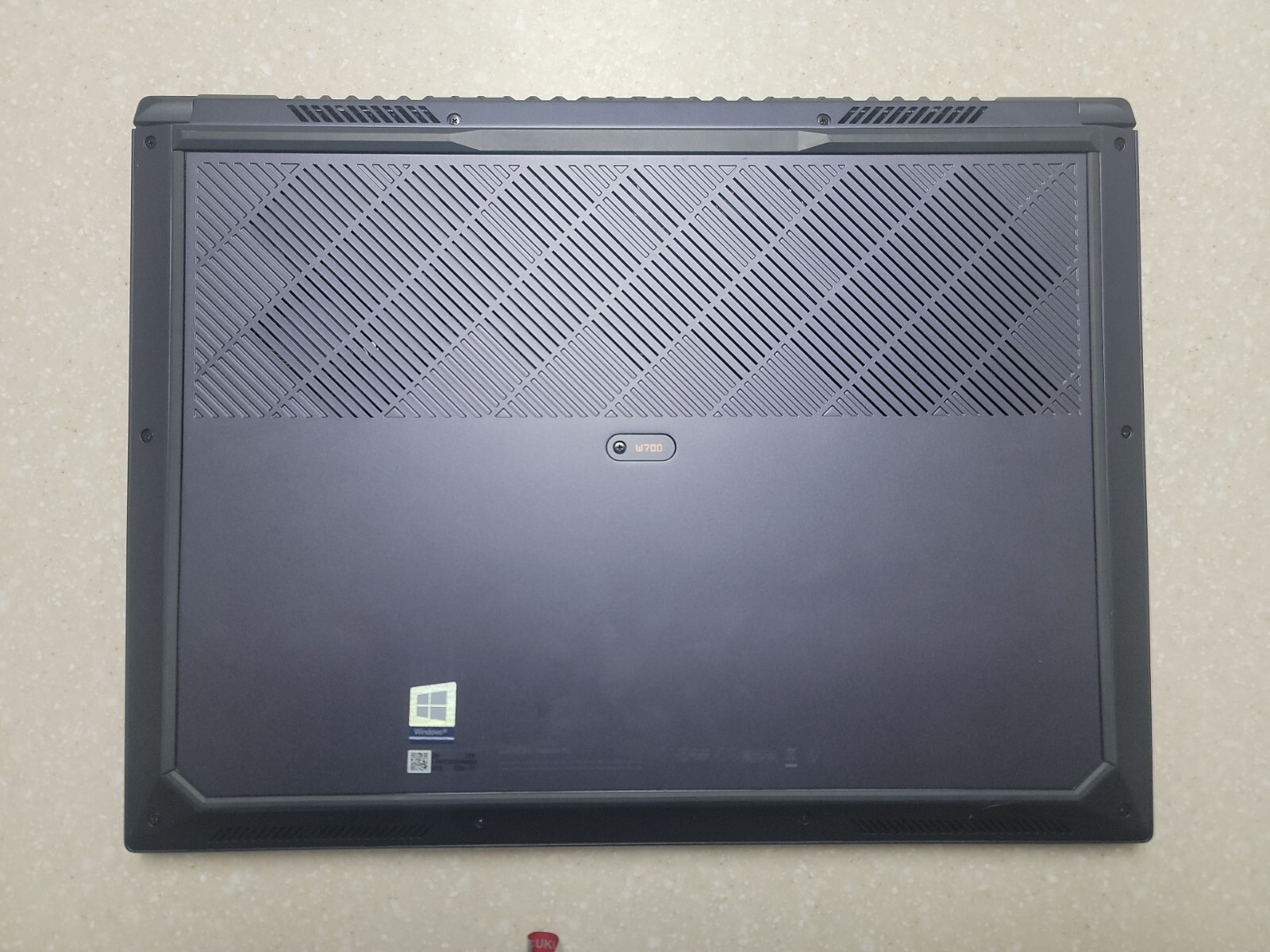 ASUS – ProArt StudioBook Pro 17″ i7-9750H- Quadro RTX3000- 32GB- 2TB M.2 SSD