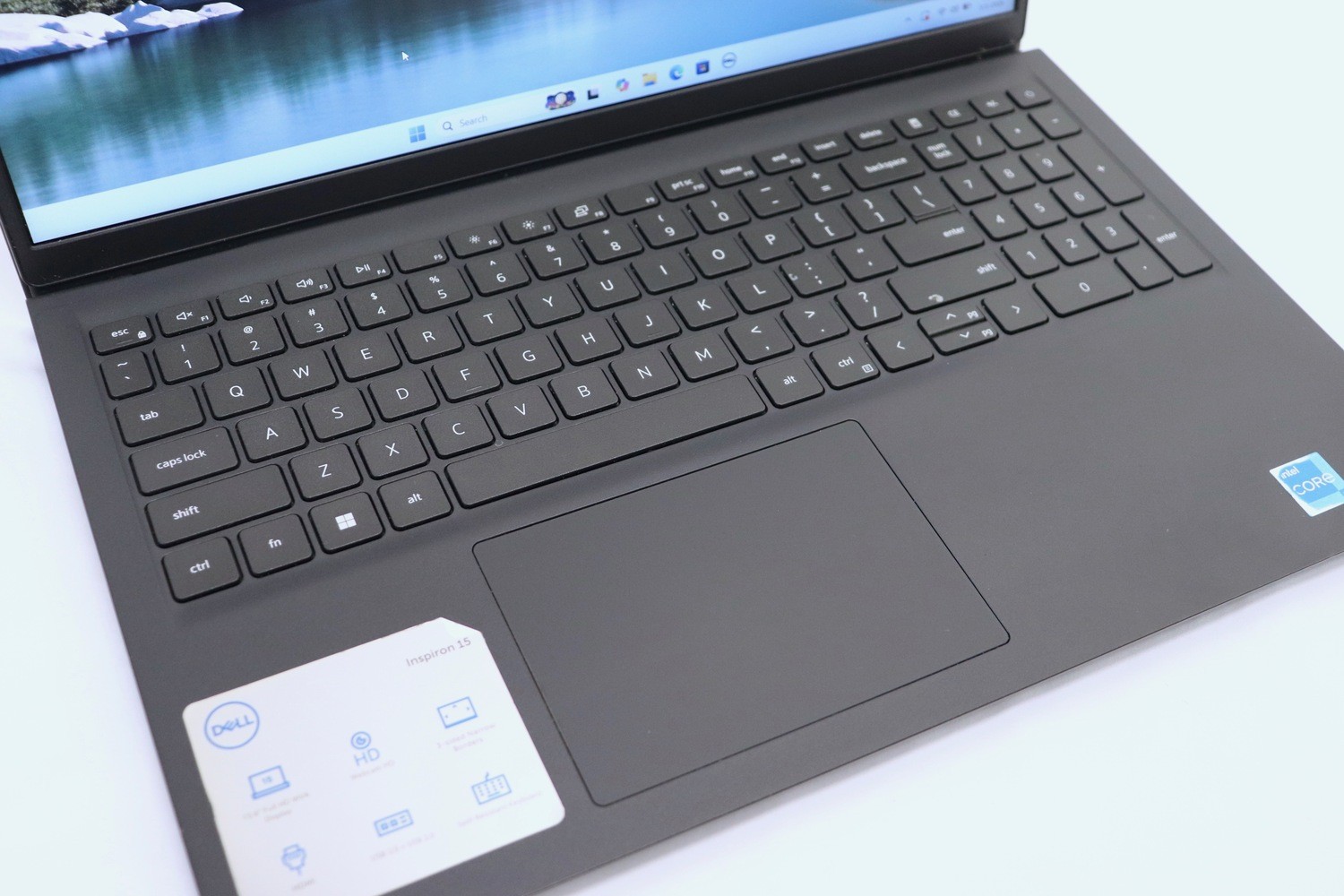 DELL Inspiron 3520 15.6″ FHD i3-1115G4 8GB 256GB SSD W11 Laptop Clean