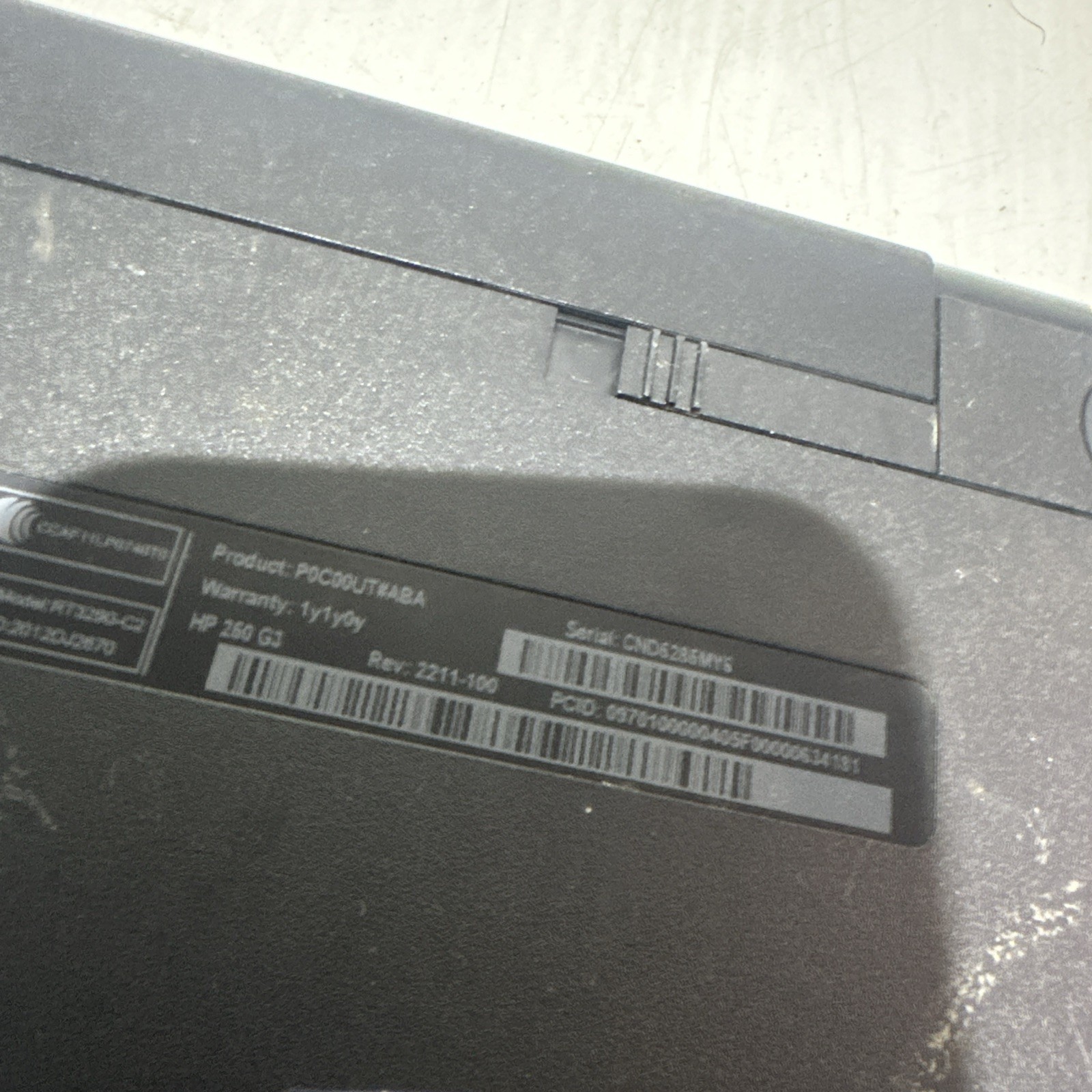 Hp 250 G3 Notebook i3-4005u 4gb Ram No Drives Boots Bios Water DMG