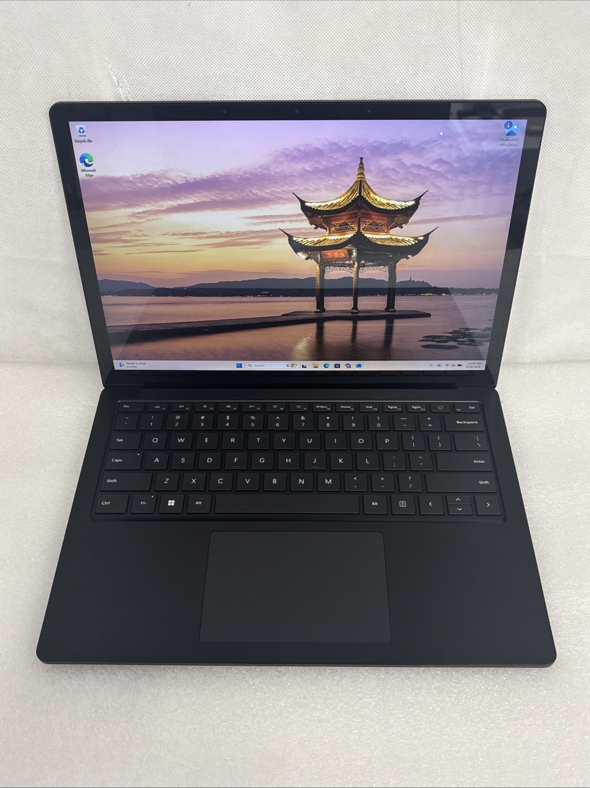 Microsoft Surface Laptop 5 13.5″ (Intel i5-12th Gen, 16GB RAM, 256GB) – Black