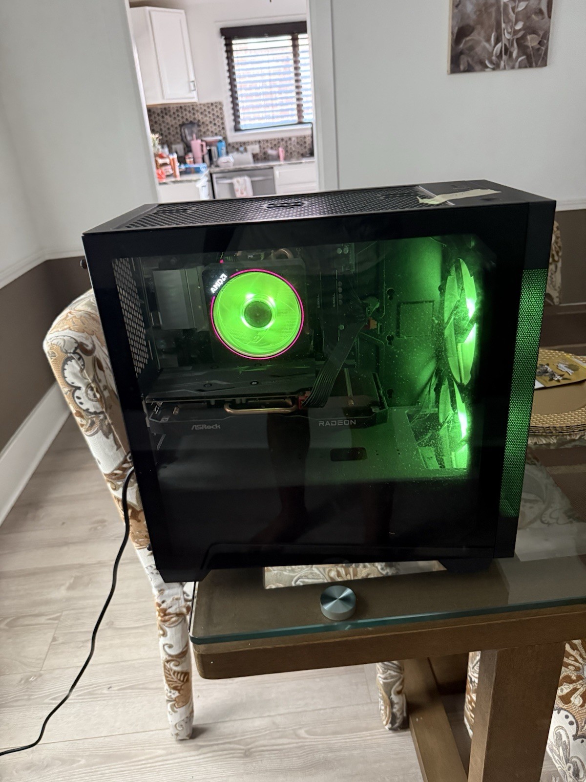 Amd Ryzen 7 7700x Amd Radeon 7700 Xt