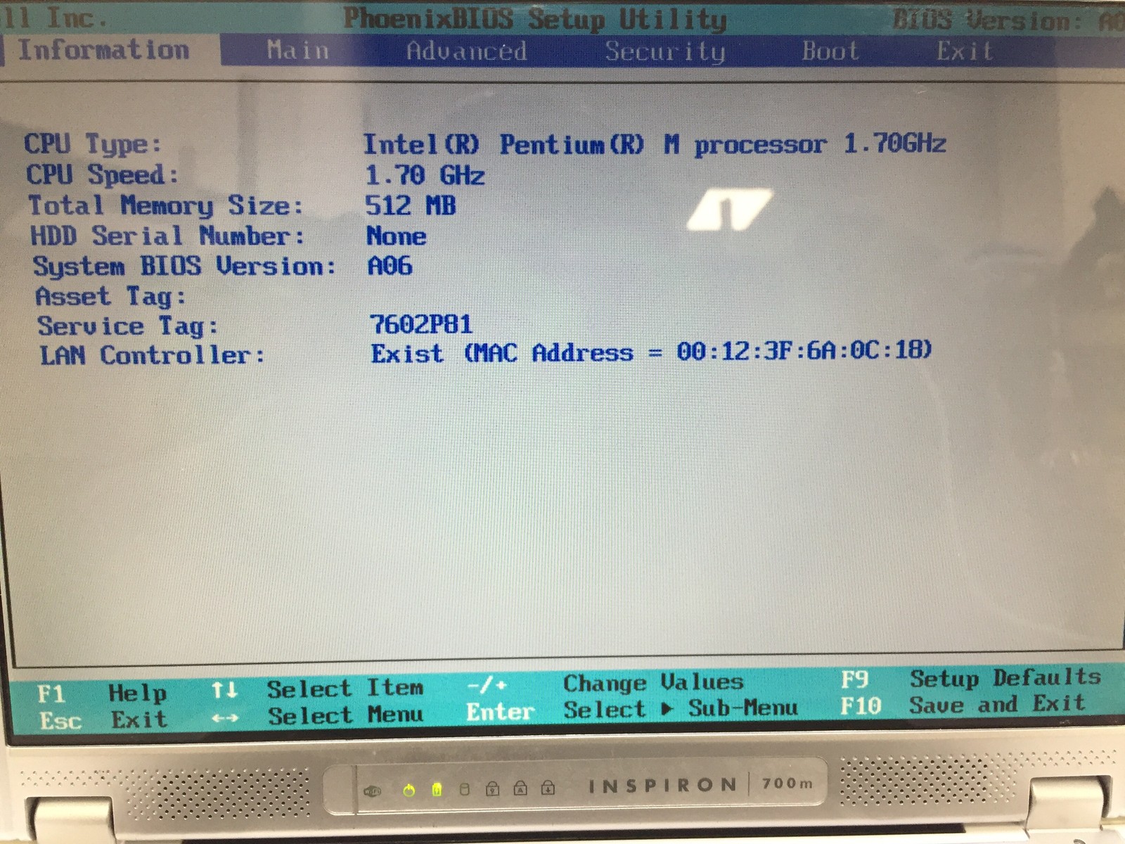Dell Inspiron 700m Laptop Intel Pentium M 1.70GHz 512MB RAM No HDD/OS No BATT