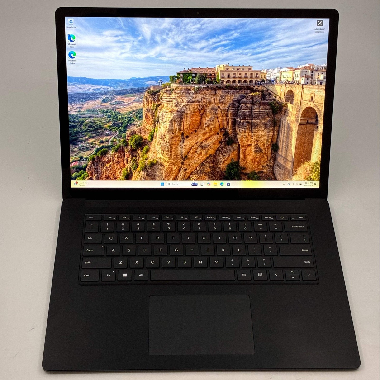 Microsoft Surface Laptop 5 13.5″ i7-1265U 16GB 256GB SSD Black – Used