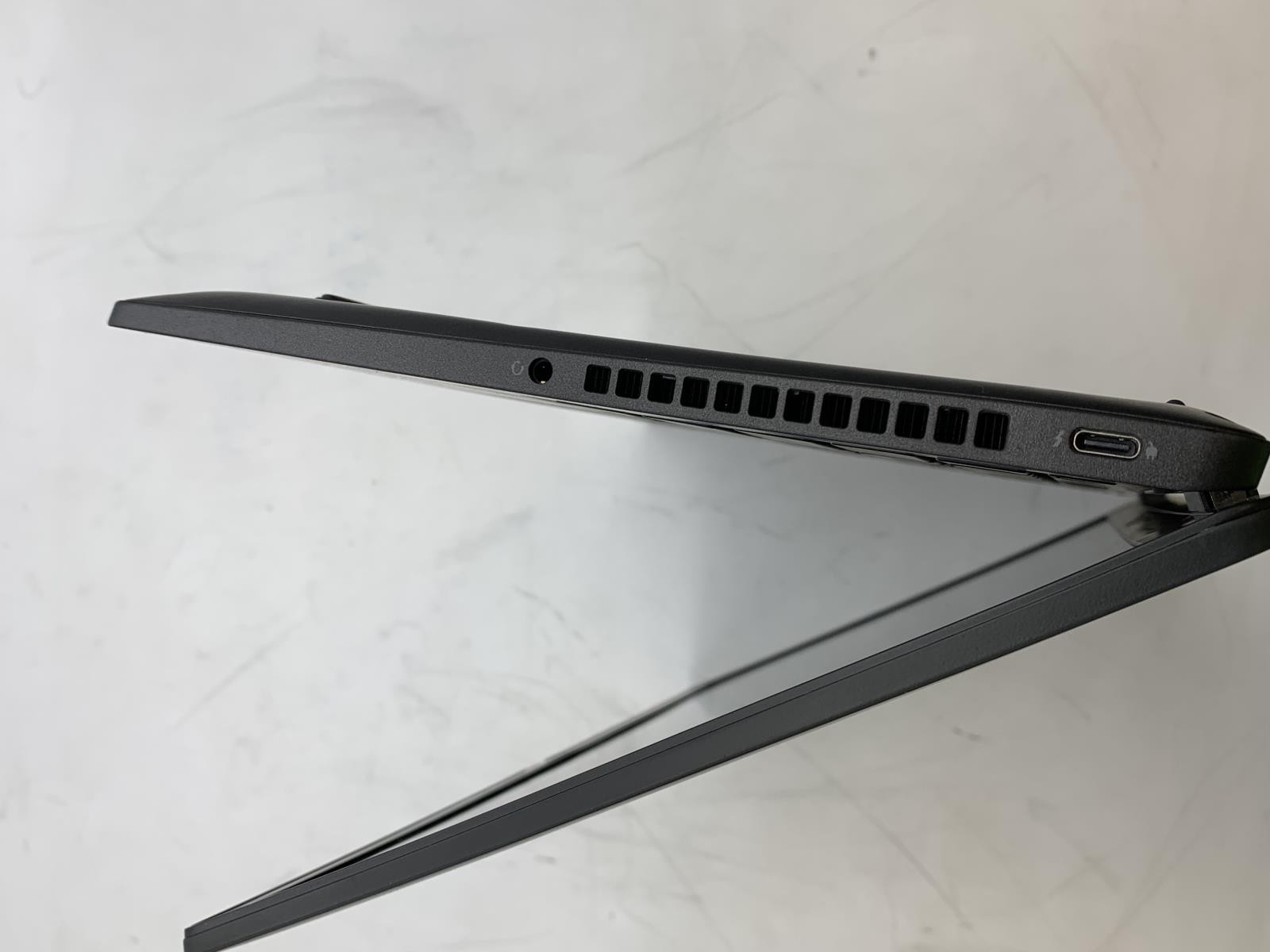Dell Latitude 7430 i7-1270P 1TB SSD 32GB LPDDR5 Windows 11 Pro