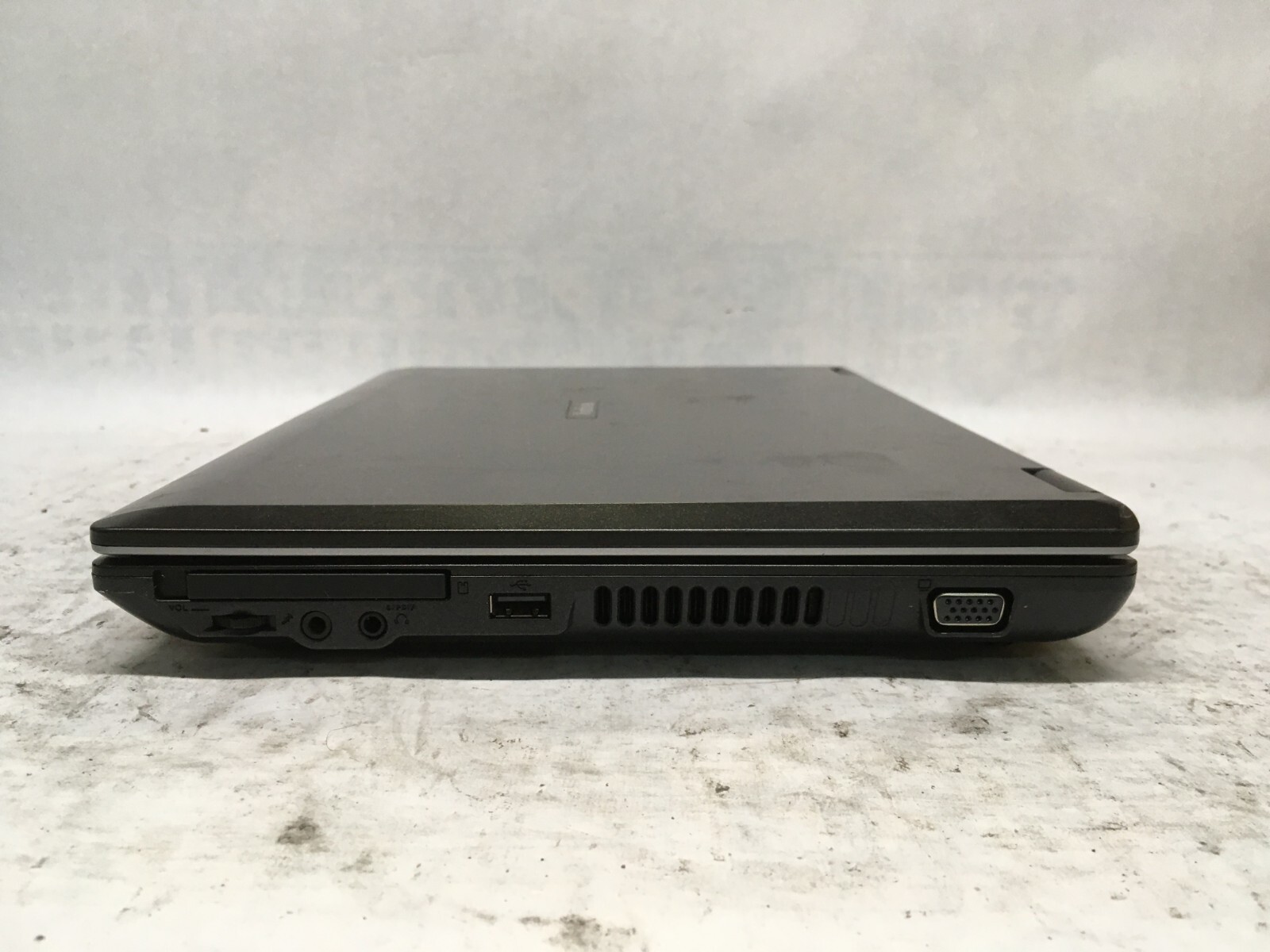 WinBook TL30/Z35Fm 14″ [FOR PARTS] Intel Core 2 T5500 @ 1.66 GHz – JZ