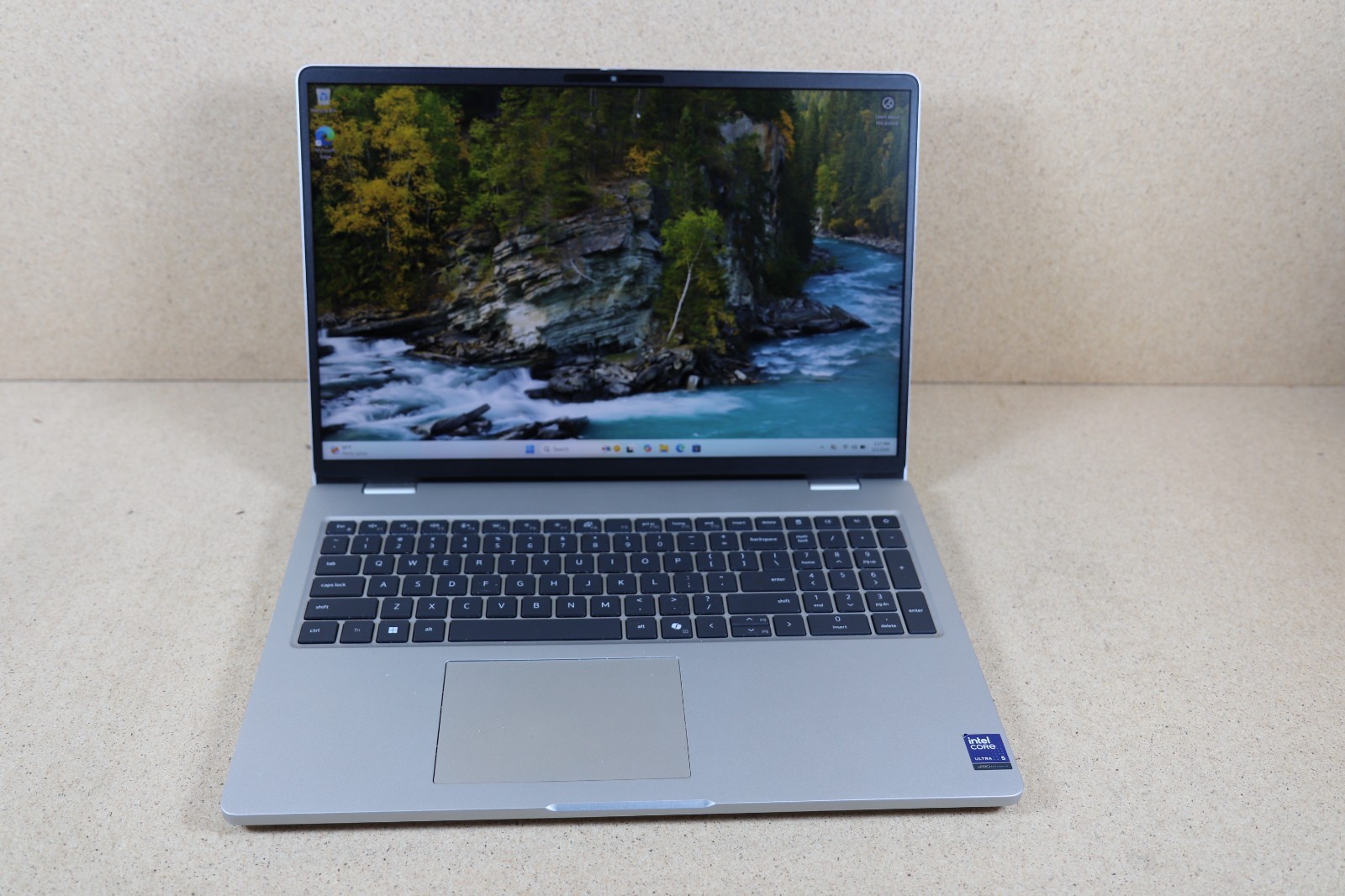 Dell Pro 16 – PC16250 / Core Ultra 5-235U / 16GB / 256GB (#241)