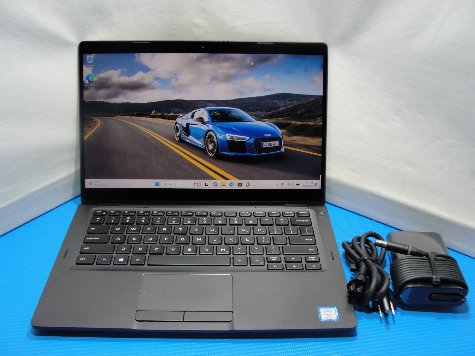 Dell Latitude 5300 2-in-1 13.3”FHD TOUCH Core i7-8665U 1.9GHz 16GB RAM 512GB SSD
