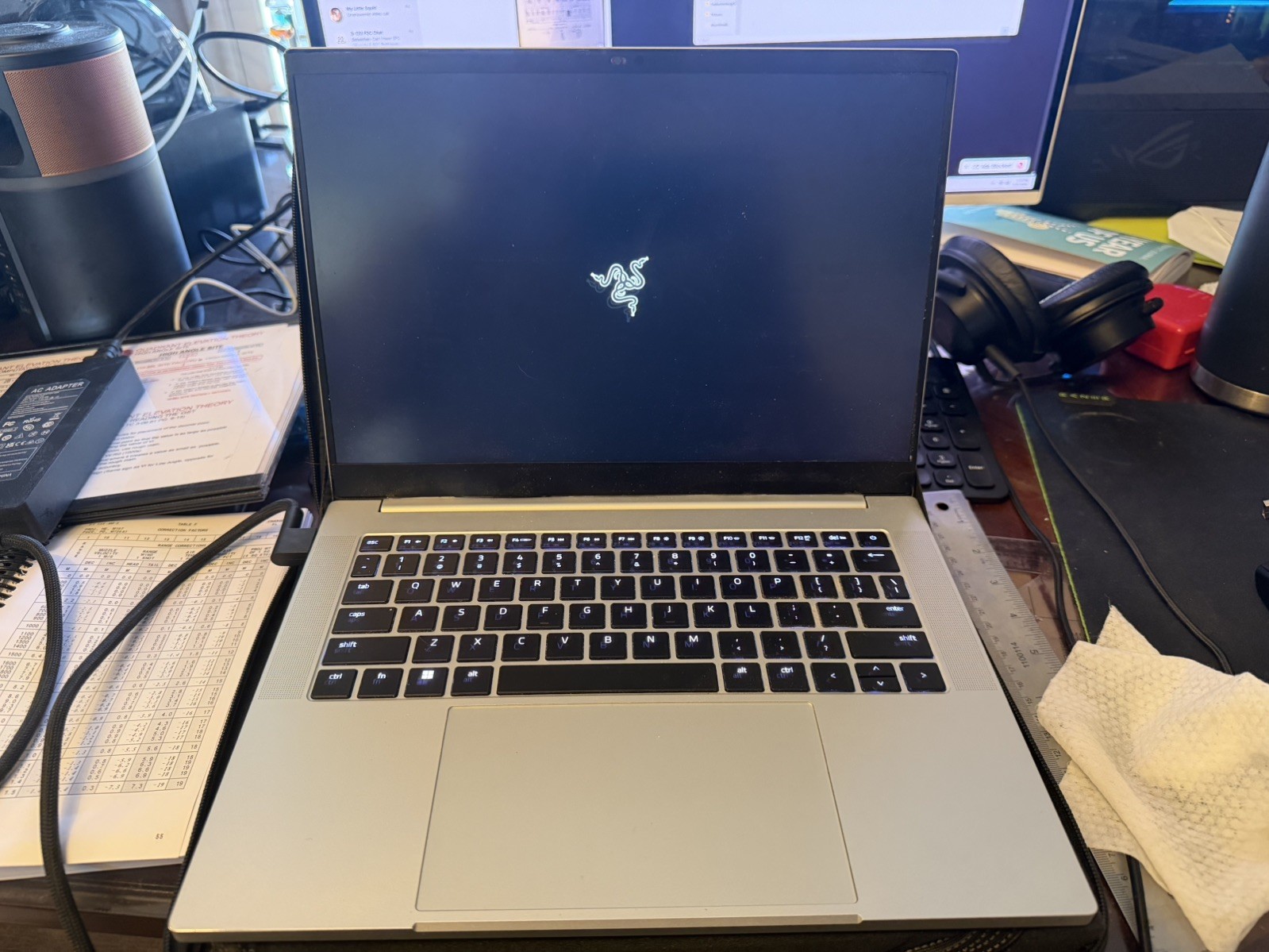 Razer Blade 14 240Hz QHD+ 4.0 GHz Ryzen 9 7940HS 64GB 4TB SSD RTX 4070 Good