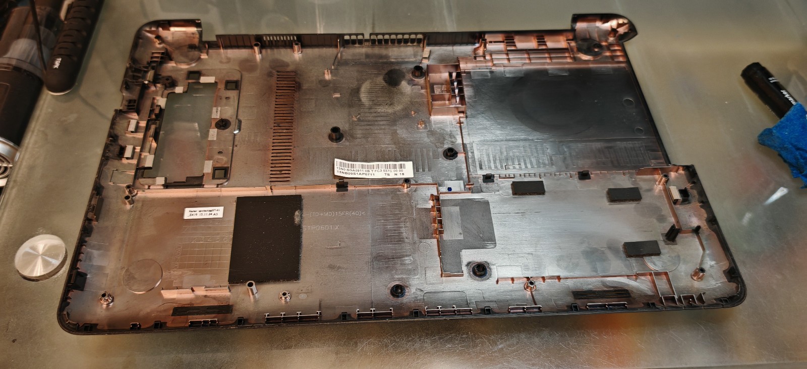 ASUS X556U F556U R556U BOTTOM BODY BOTTOM 13N0-SGA0911 13NB09S1AP0711