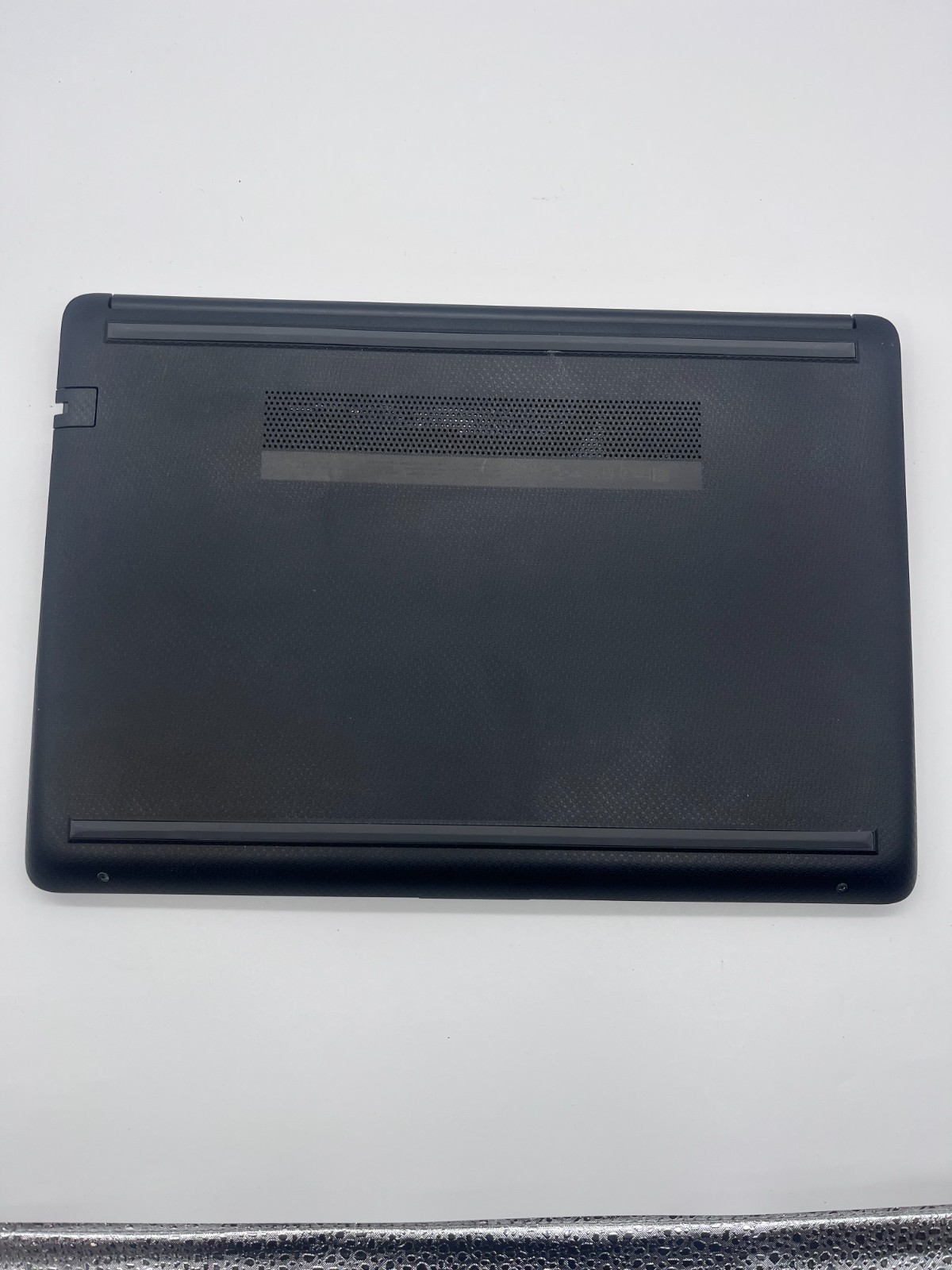 HP 14″ Laptop AMD Athlon Silver 3050U 4GB RAM 128GB SSD External Monitor Only