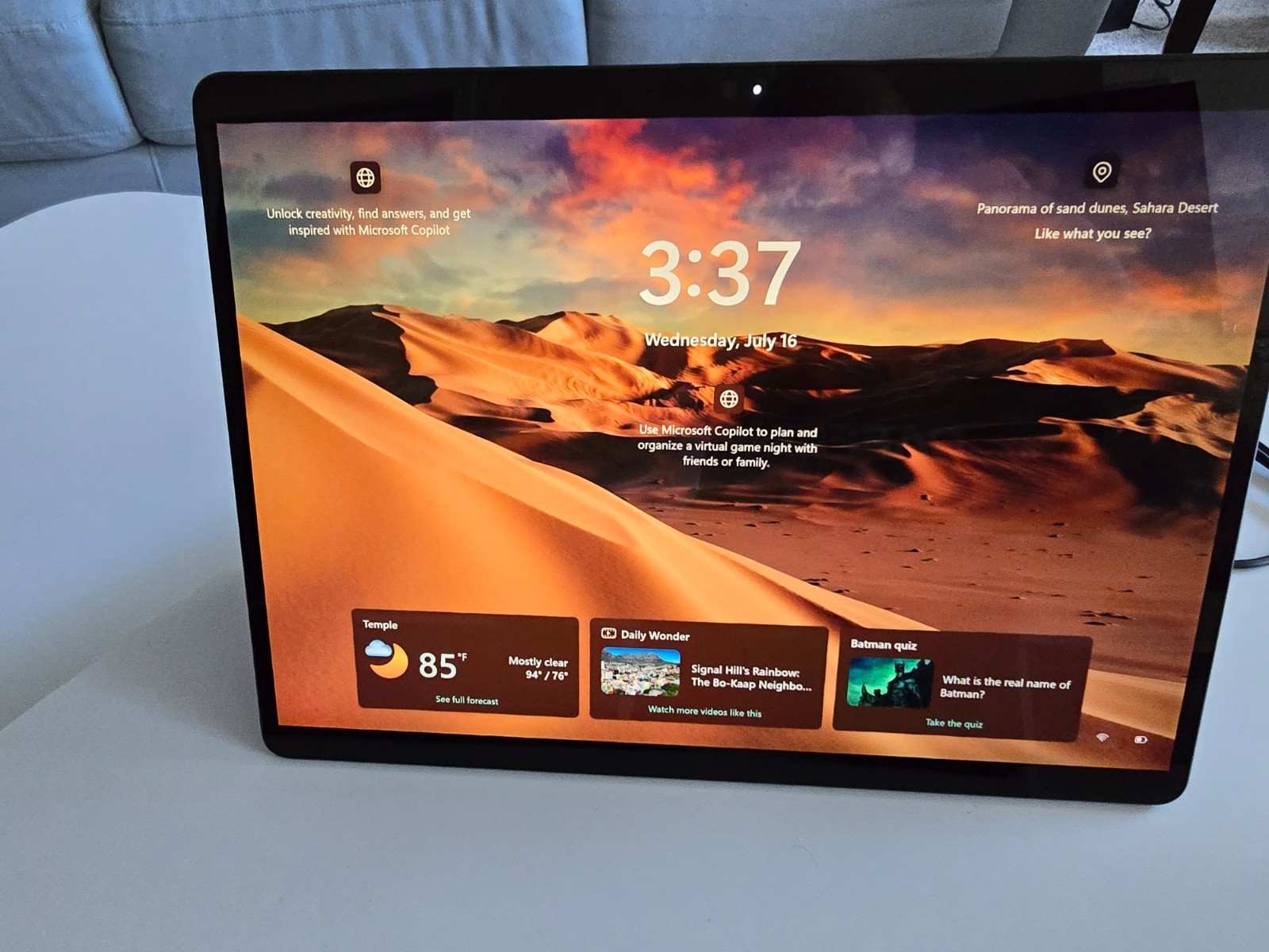 Microsoft Surface Pro X (16GB RAM, 512GB SSD, SQ2 3.15GHz) + Keyboard, Number Pa