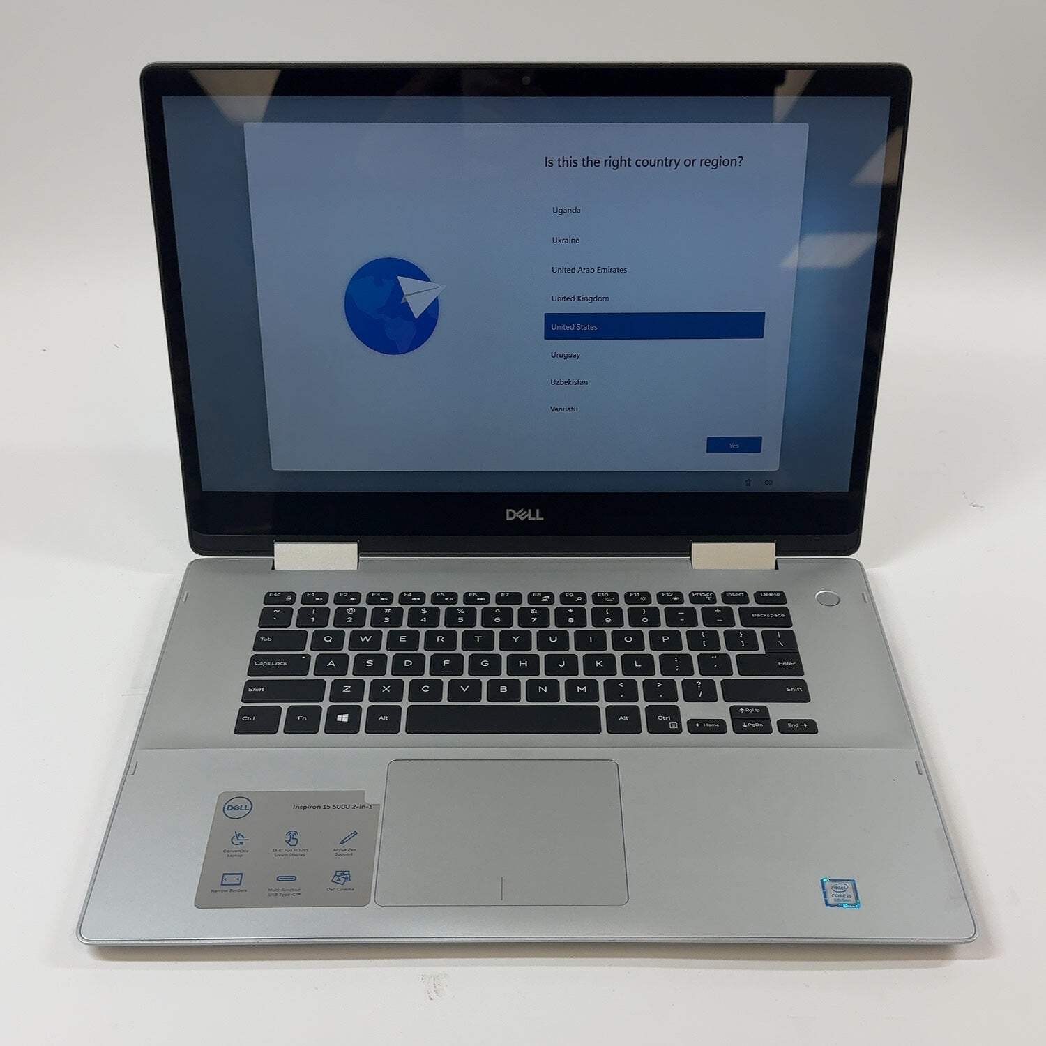 Dell Inspiron 15 5000 2-N-1 15.3 i5-8265U 1.6GHz 8GB RAM 256GB SSD