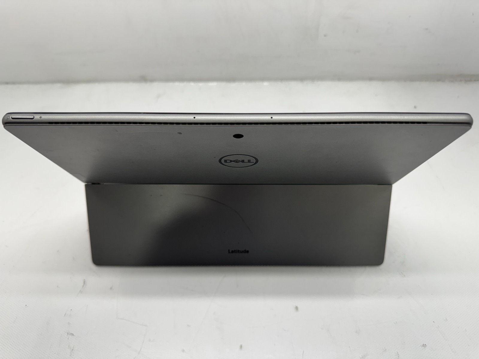 Latitude 7320 Detachable Intel i5-1140G7@1.1GHz 16GB 256G W/AC Win 11 **READ*