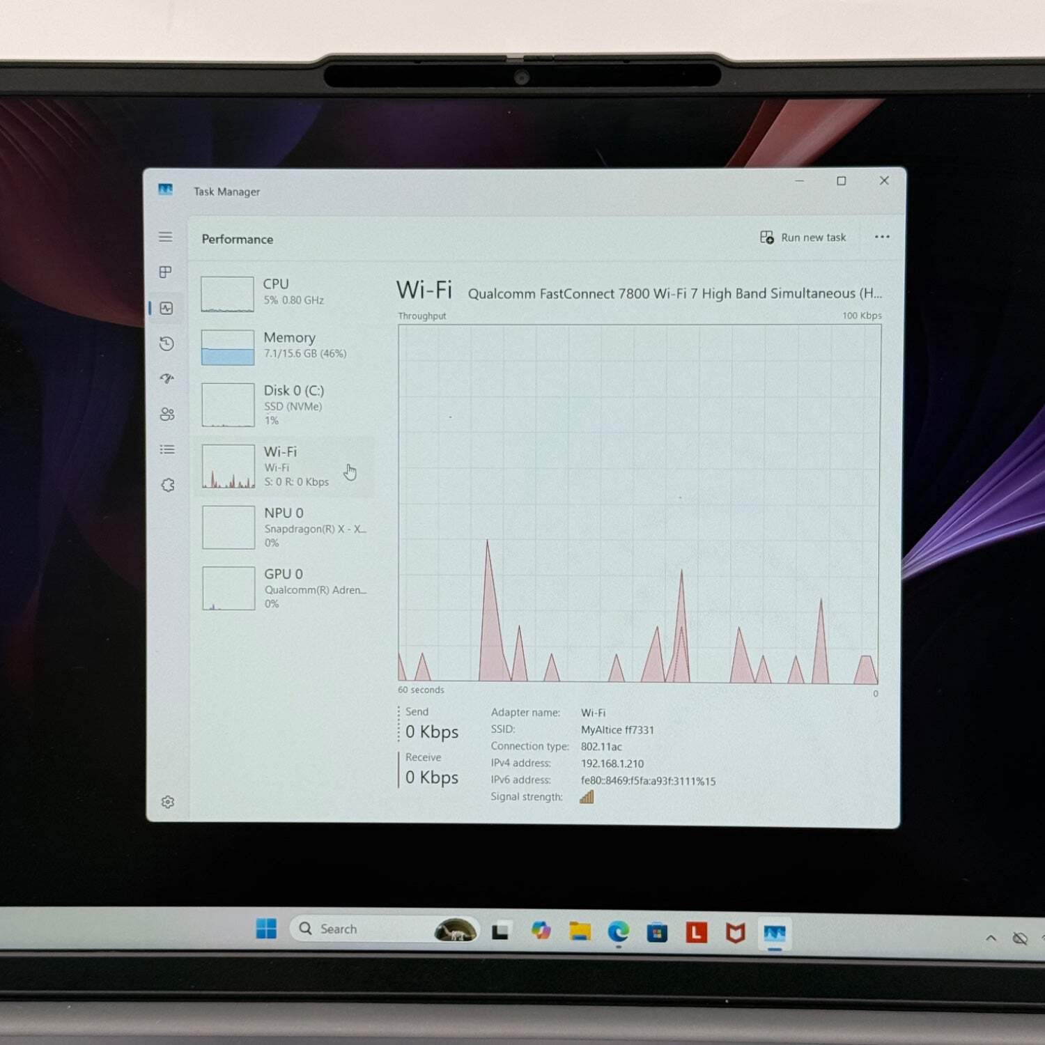 Lenovo IdeaPad Slim 3 15Q8X10 15.3″ Snapdragon X 2.9GHz 16GB RAM 256GB SSD