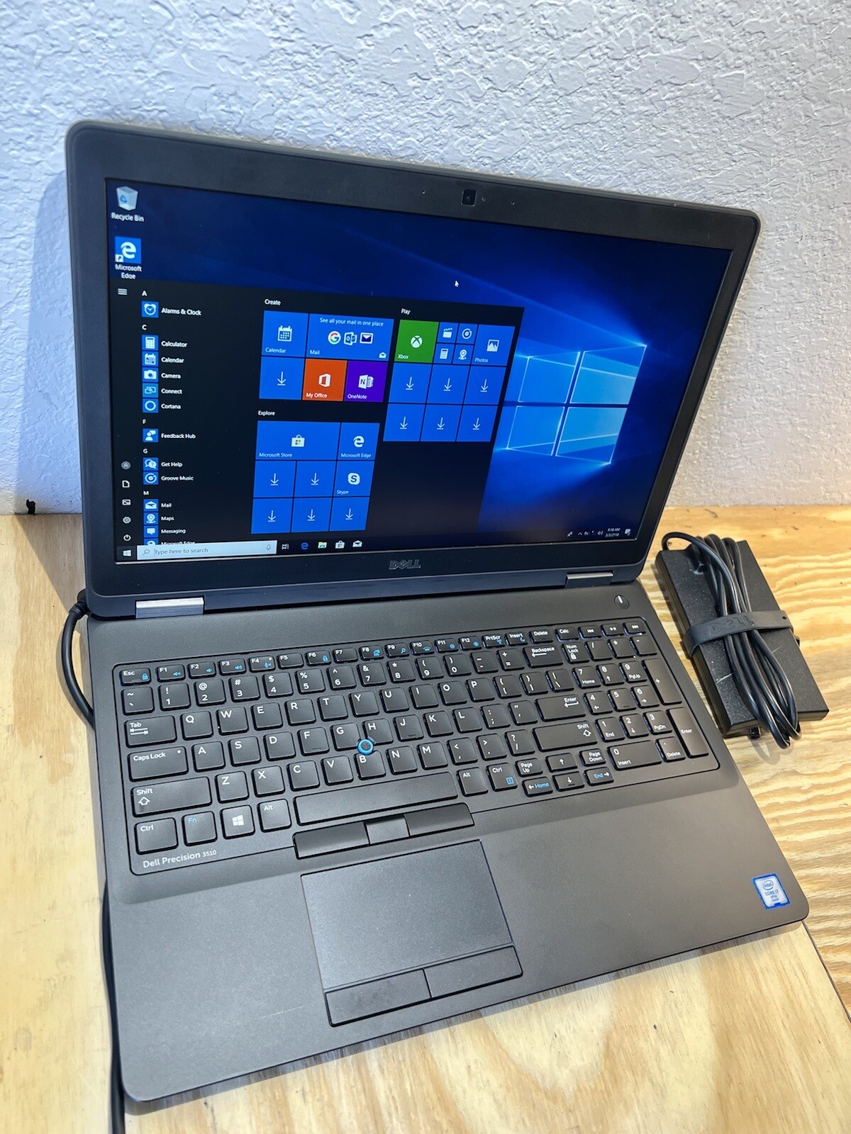Dell Precision 3510 Laptop -2.7GHz i7-6820HQ 16GB 256GB SSD Webcam 1920 x 1080