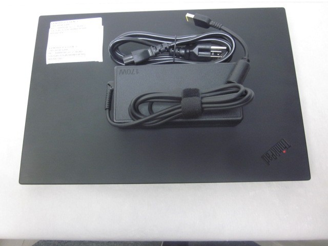 Lenovo ThinkPad P1 Gen 3 I9-10885H @ 2.4GHz 512GB 32GB WIN11PRO T2000