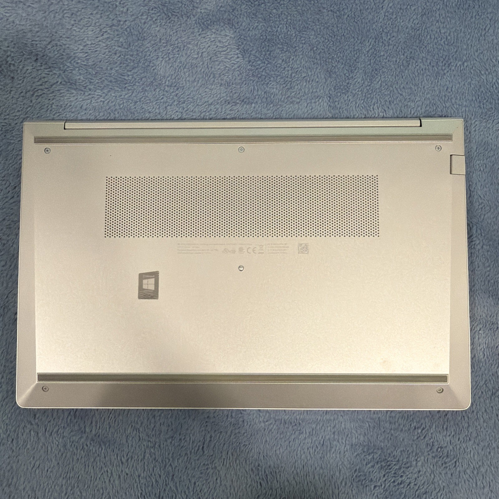 HP ProBook 650 G8 15.6″ i5 16GB 512GB SSD Win10 Silver W/Webcam