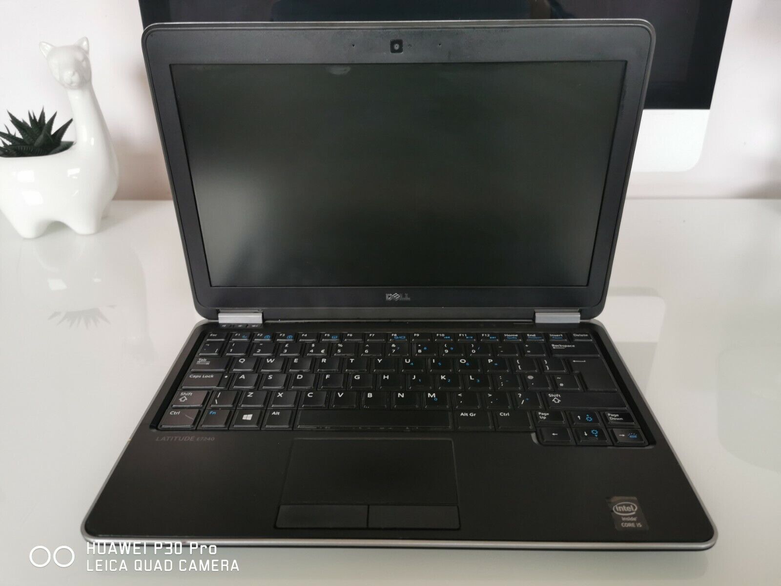 Ultrabook Dell Latitude E7240 Intel I7-4600U Max 3.3GHz 8GB RAM 256GB SSD Win10