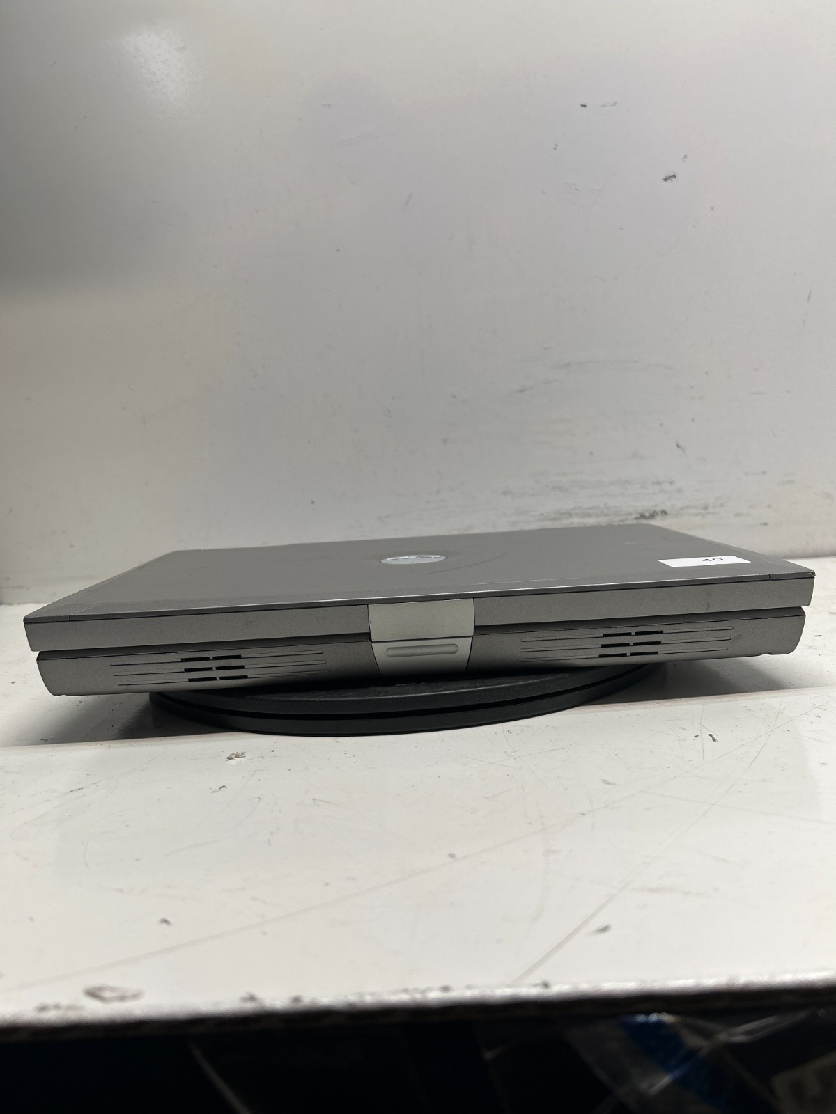 Dell Latitude D810 Intel Pentium M 800MHz 1GB NO HDD