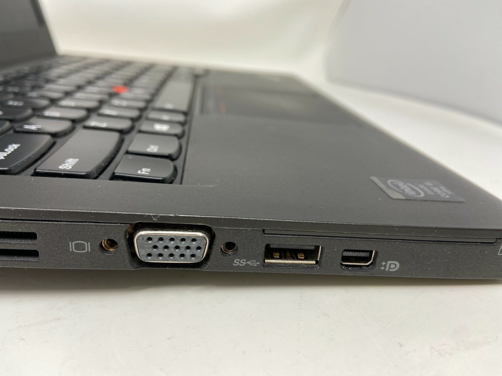 Lenovo ThinkPad X240 12″ i5-4300u 1.9GHz 8GB 320GB Touch Screen Win 10 Laptop