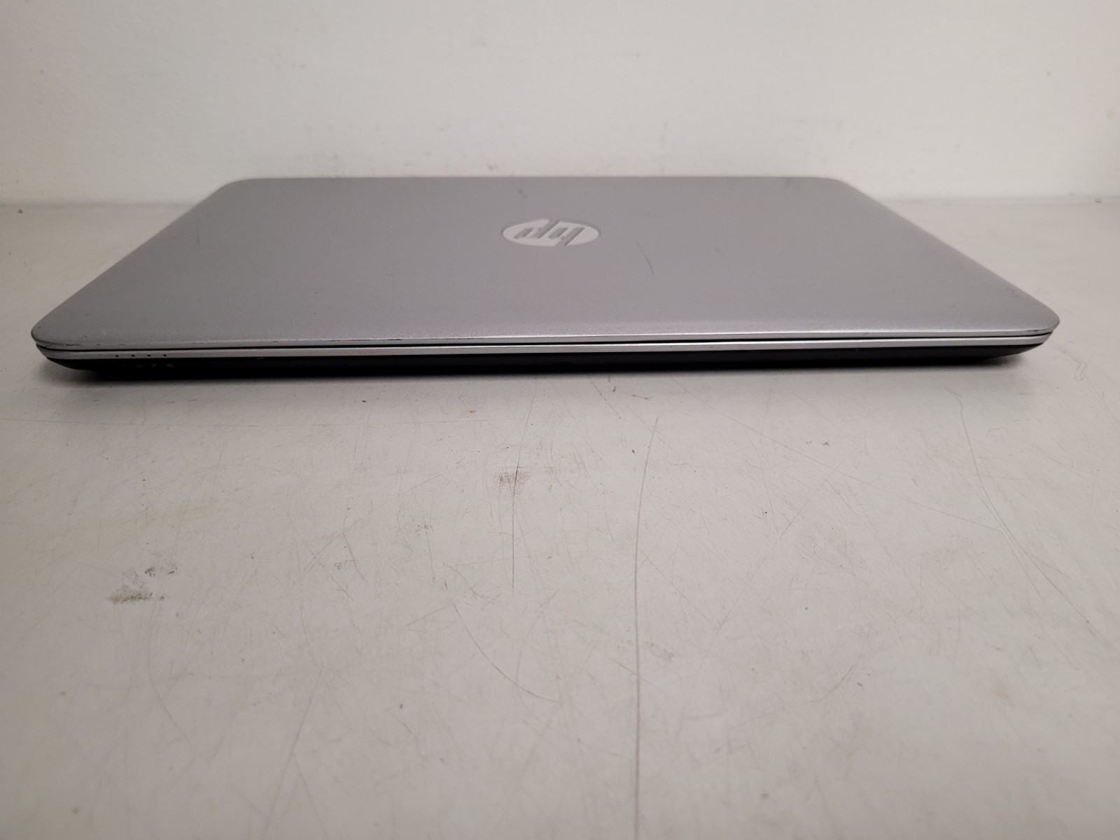 Hp elitebook 745 G3 14″ amd A10-8700b 16gb ram 256gb ssd charger READ 5CG70231B4
