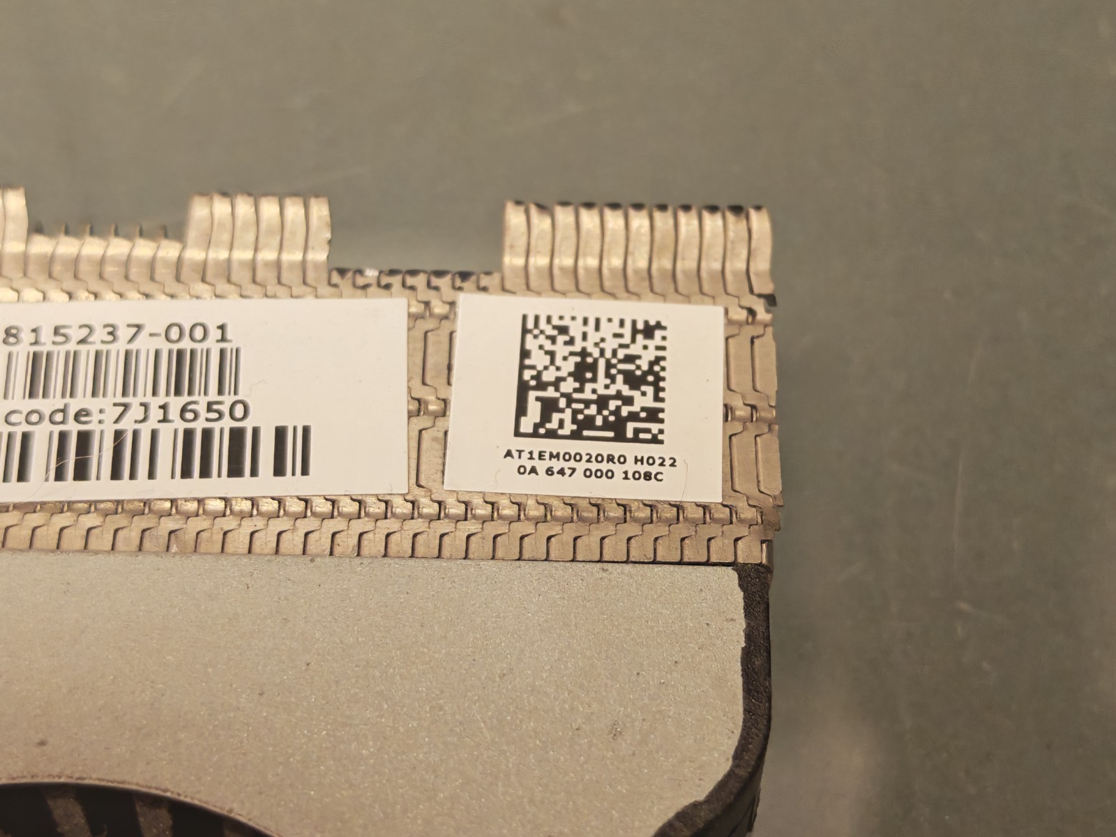 HP 15-AC 250 255 G4 15-AY FAN HEATSINK AT1EM0020R0 DC28000GAR0