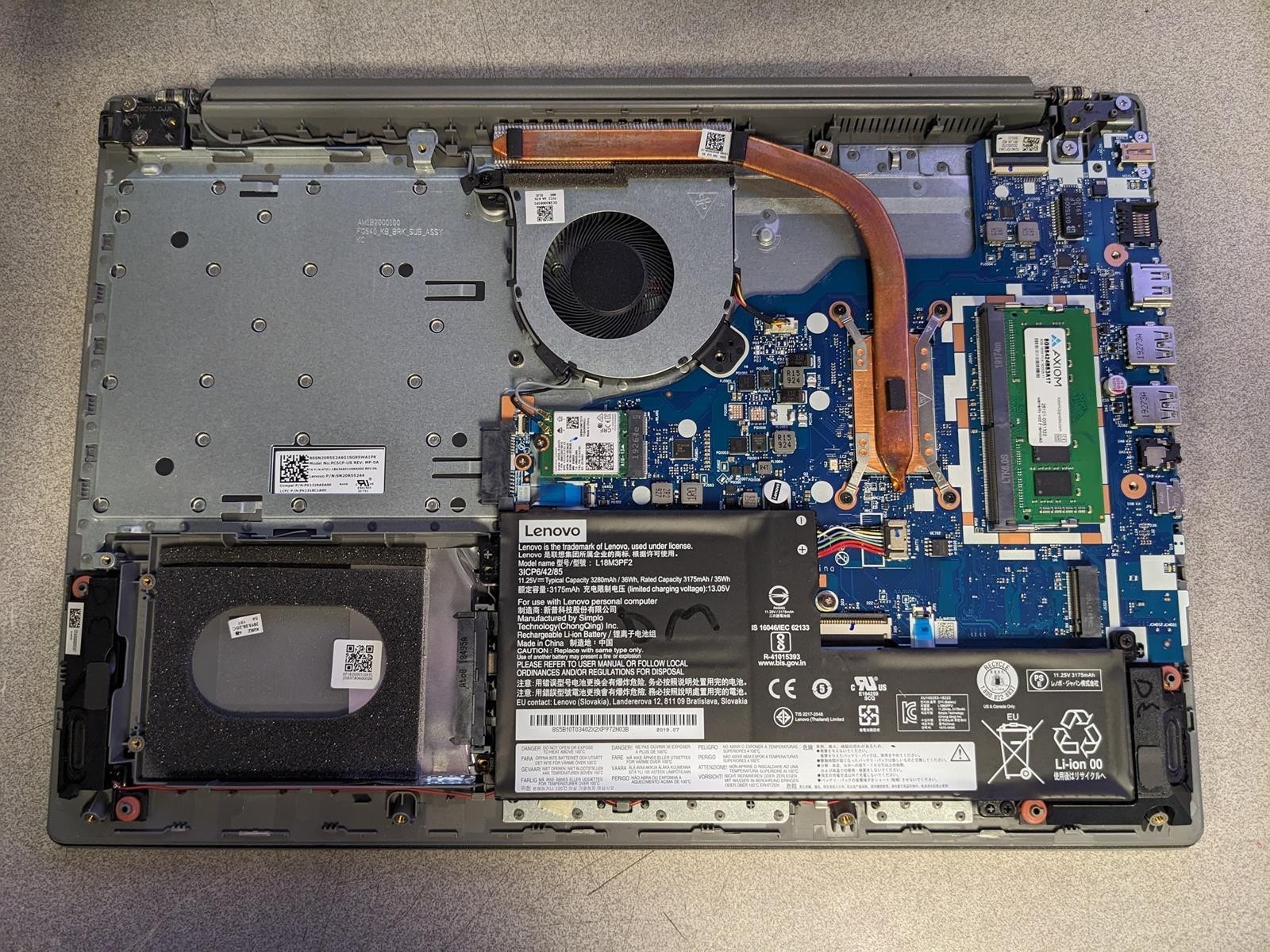 LENOVO IDEAPAD L340-15IWL i3-8145U @ 2.10GHz, 8GB RAM, NO HDD/OS