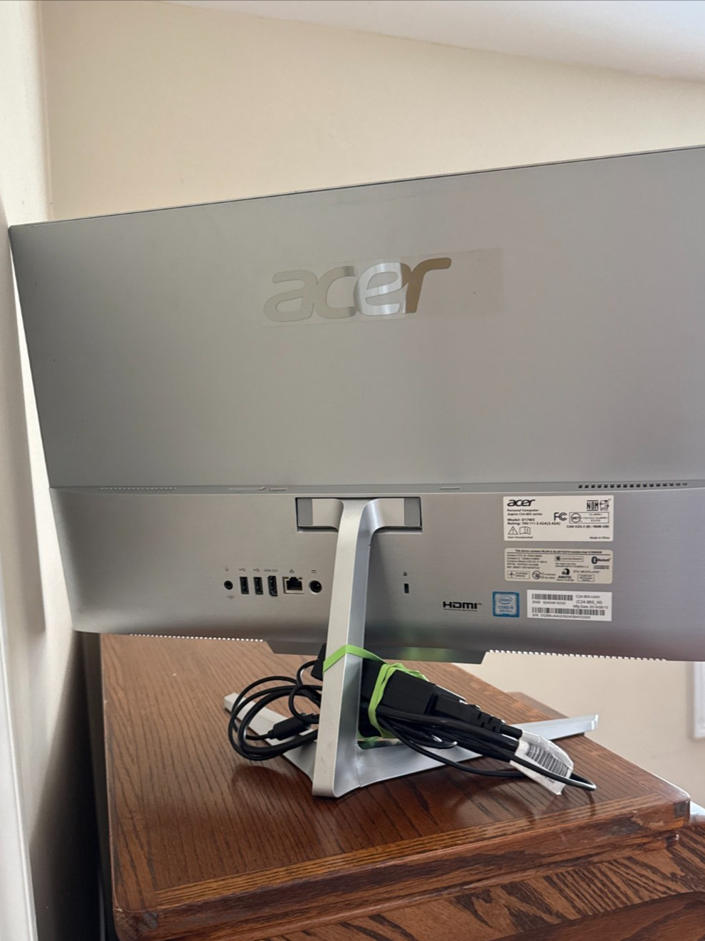 Acer Aspire C24-865 series 21″ Intel Core 8th Gen All in One-Silver Monitor