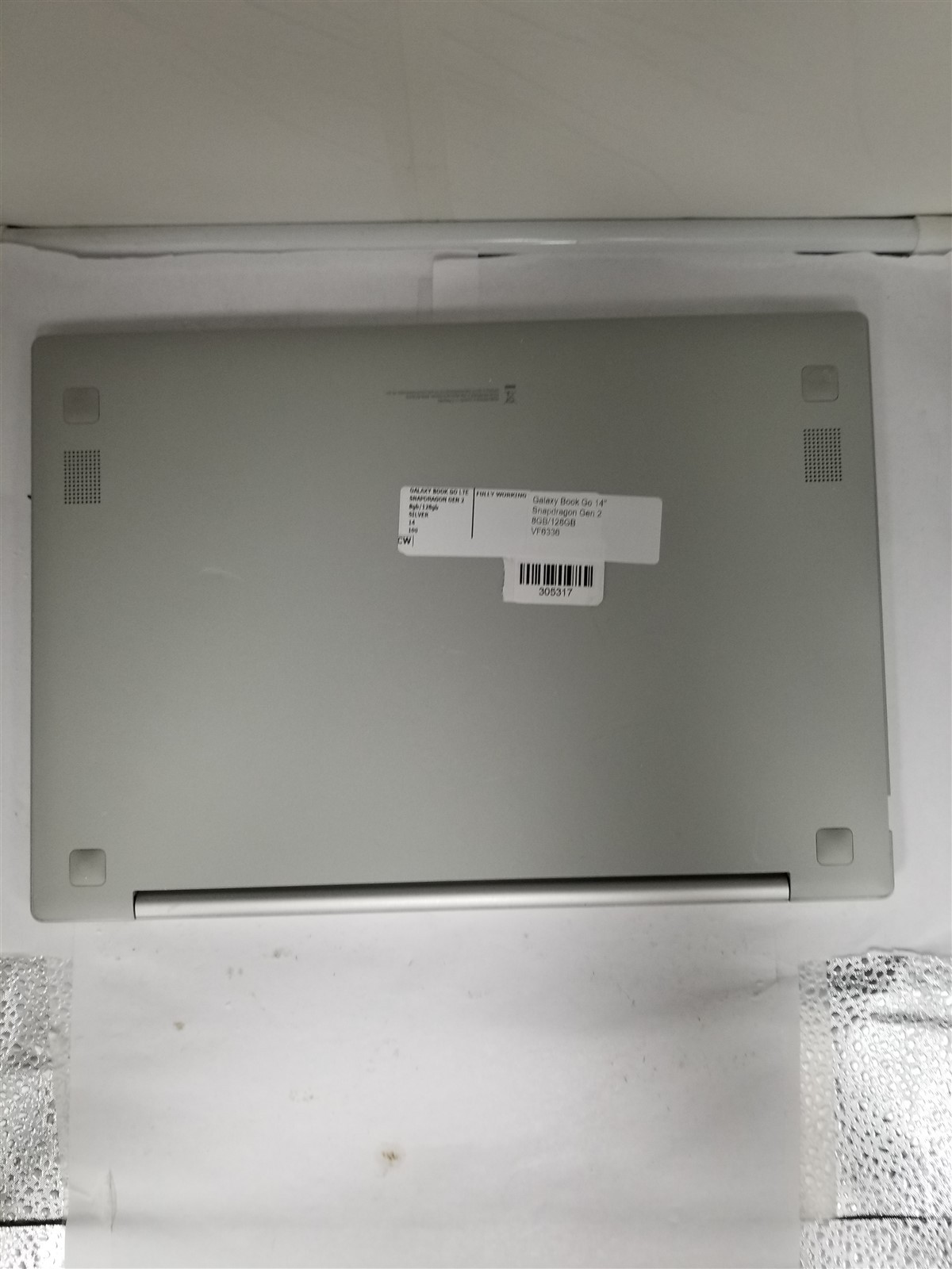 Samsung Galaxy Book Go Snapdragon Gen 2 14″ 8GB/128GB Silver VF6336