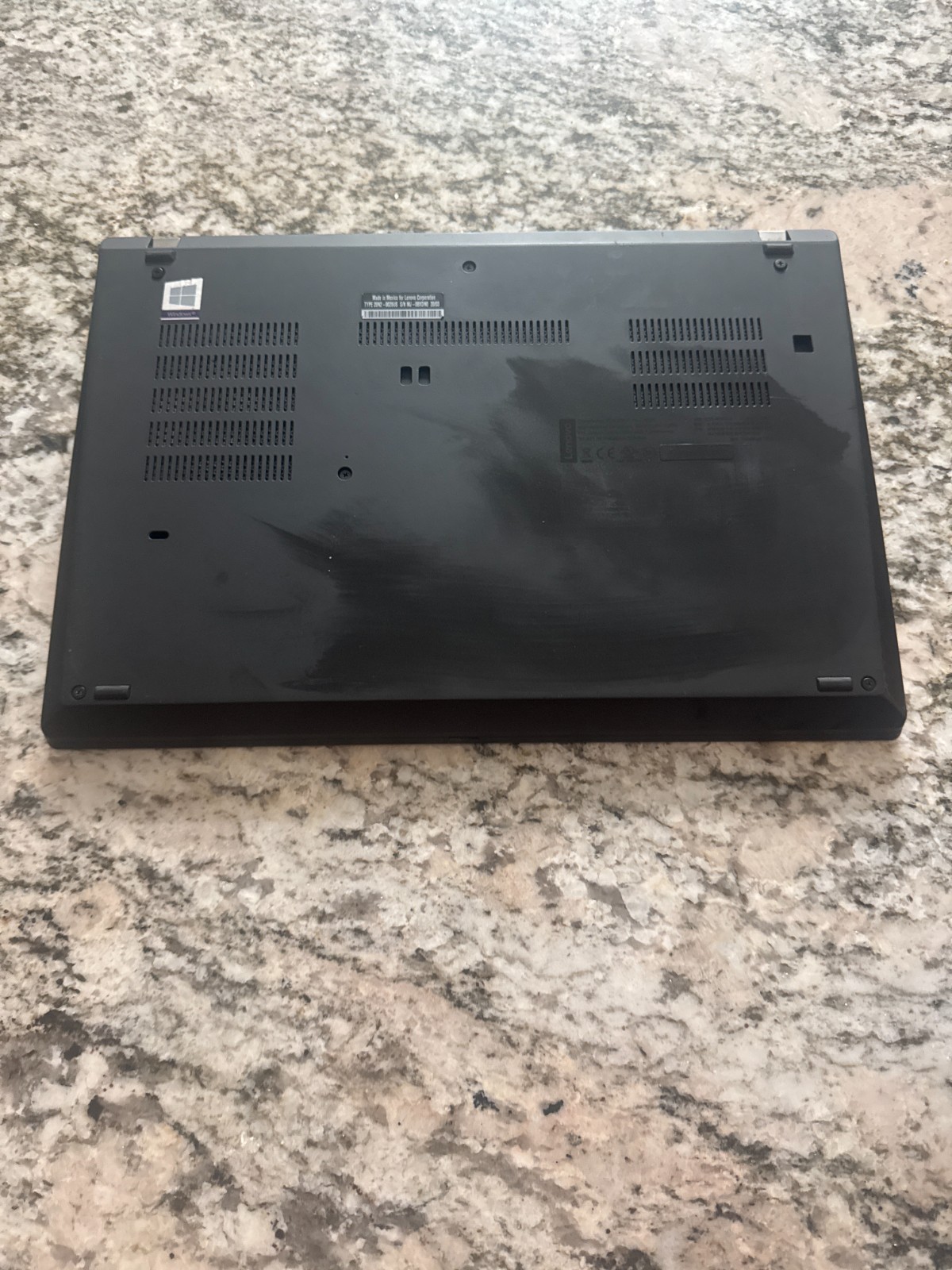 Lenovo ThinkPad T490 14” i7-8565U 1.8Ghz 8GB RAM 256GB NVMe Win 11 Pro