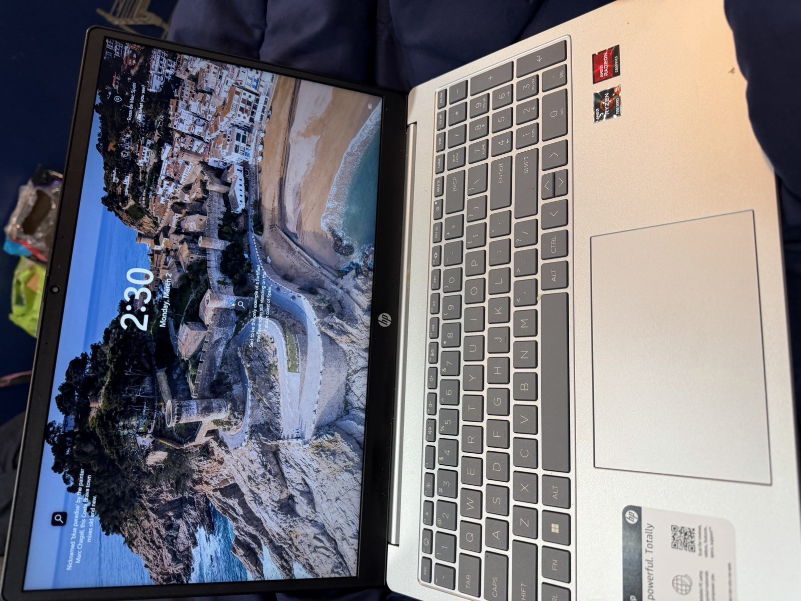 HP 14″ HD Windows 11 Laptop AMD Athlon 7120 4GB RAM 128GB SSD Moonlight Blue
