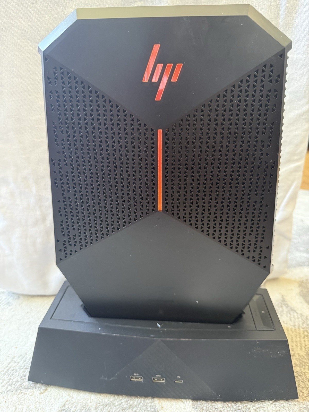 HP Z VR BACKPACK G1, i7-7820H, 32G DDR4, 512G SSD, QUADRO P5200 16G – WINDOWS 11