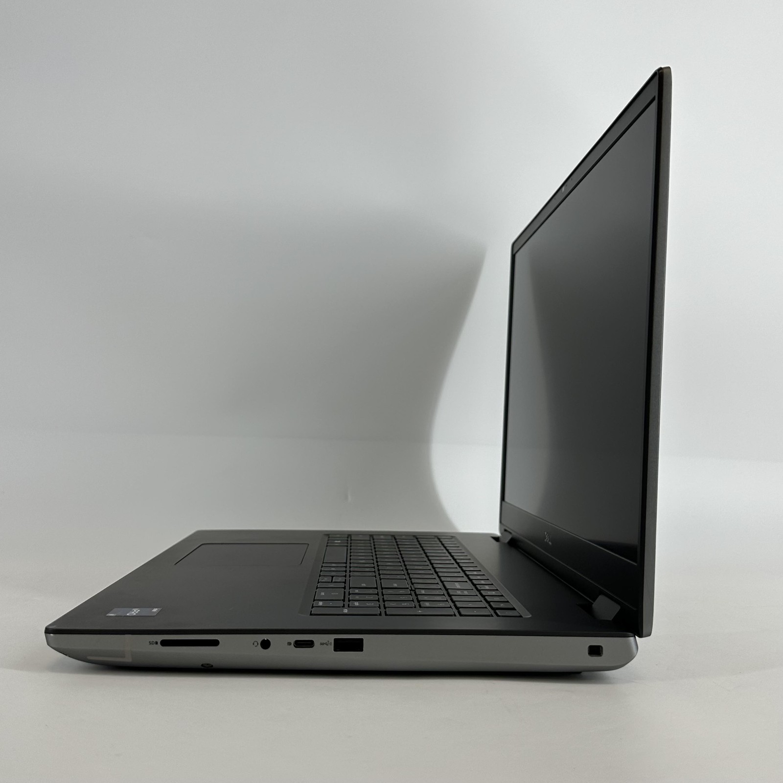 Dell Precision 7770 17.3 FHD 2.3 GHz i9-12950HX 32GB 1TB SSD NVIDIA RTX A5500