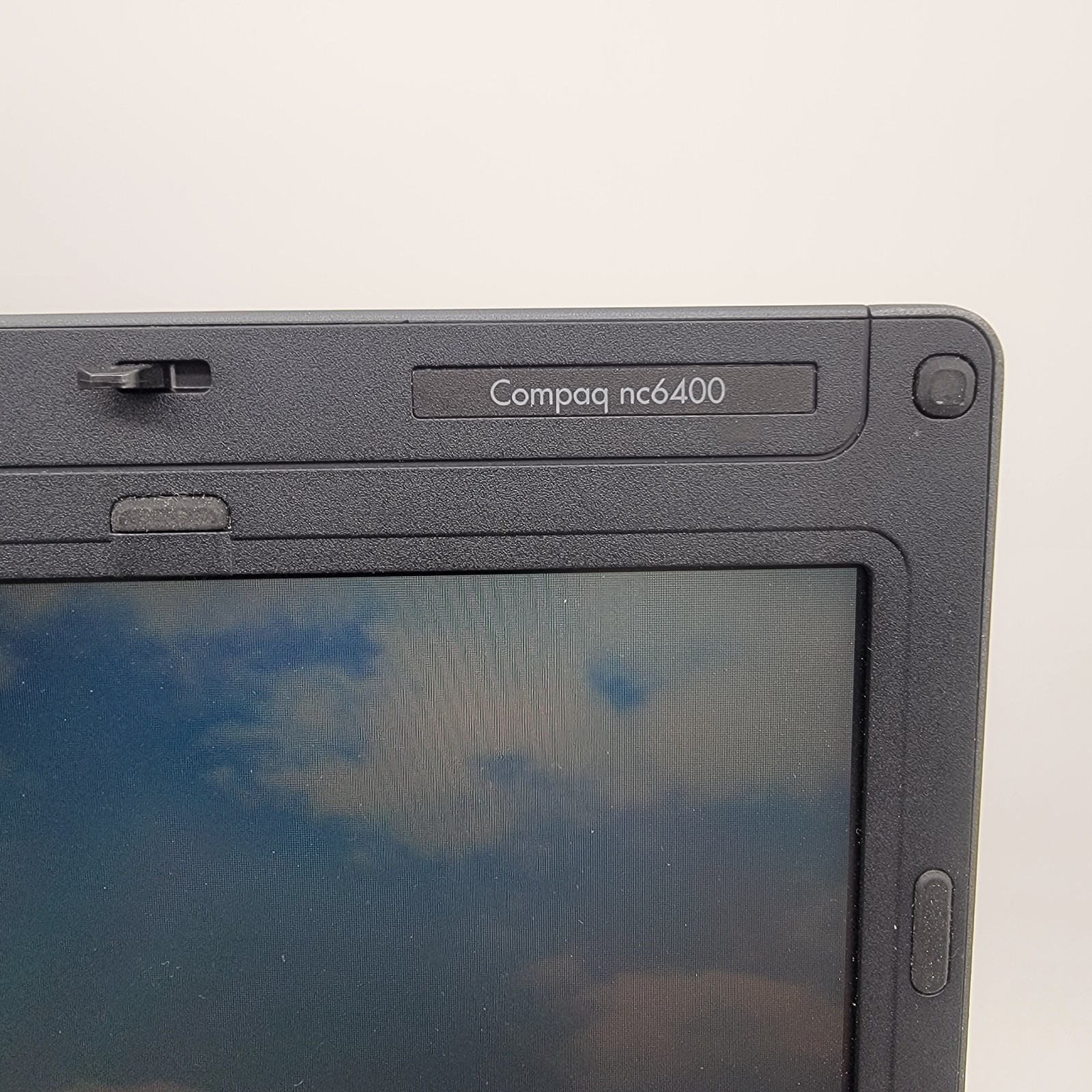 Vintage HP Compaq nc6400 Laptop – Windows XP Pro – Works – Charger Included