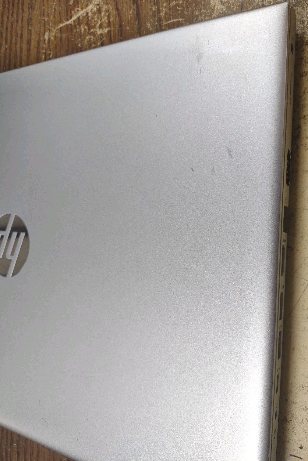 HP Probook 650 G5 LAPTOP 15.6 W/ i5-8365U 1.60GHz, 8GB, 256GB.