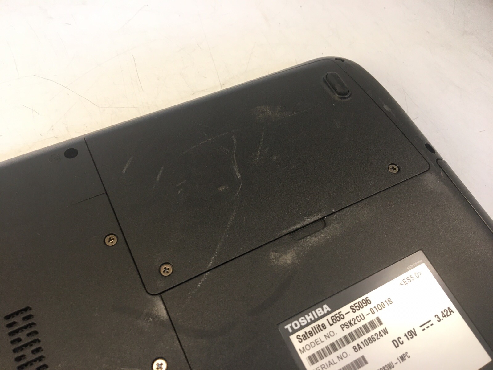 Toshiba Satellite L655-S5096 | Intel Pentium P6100 2.00GHz | 3GB RAM | NO HDD/OS
