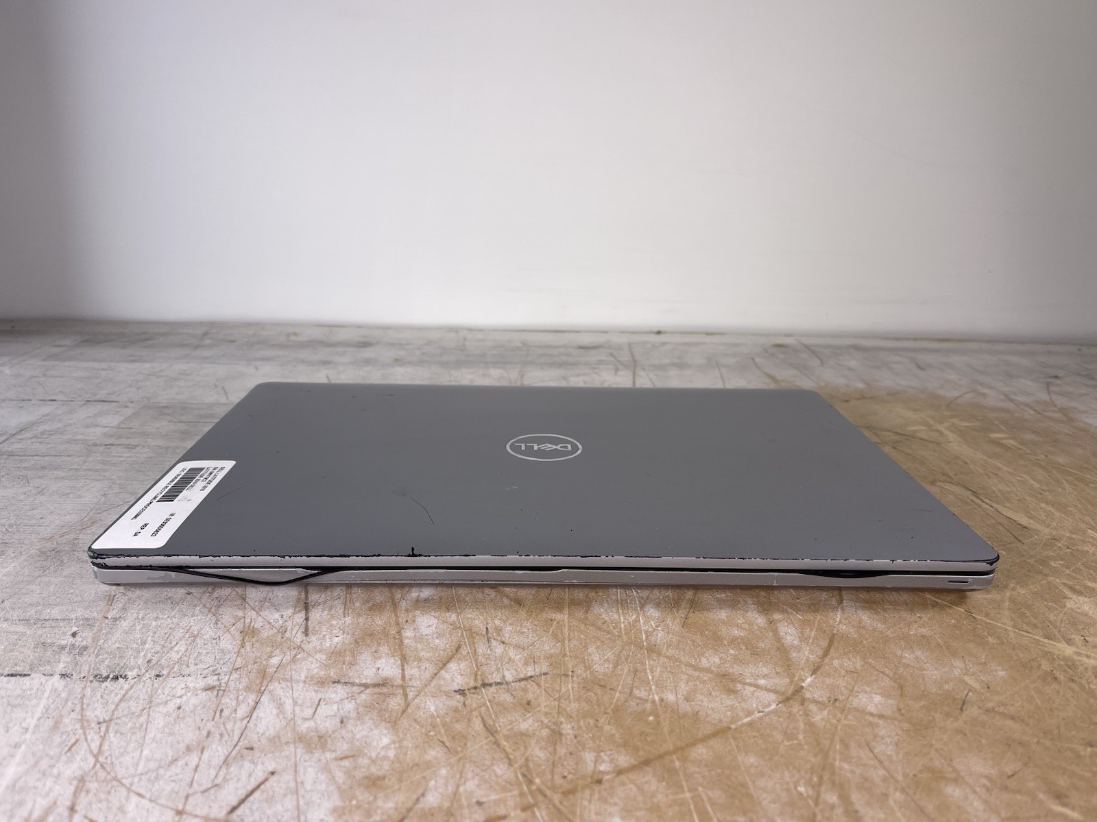 DELL LATITUDE 5510 i7-10610U @ 1.80GHz, 12GB RAM, NO HDD/OS