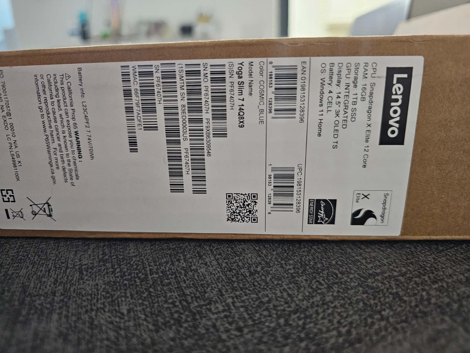 Lenovo Yoga Slim 7x OLED / Snapdragon X Elite / 16GB / 1TB (NEW)