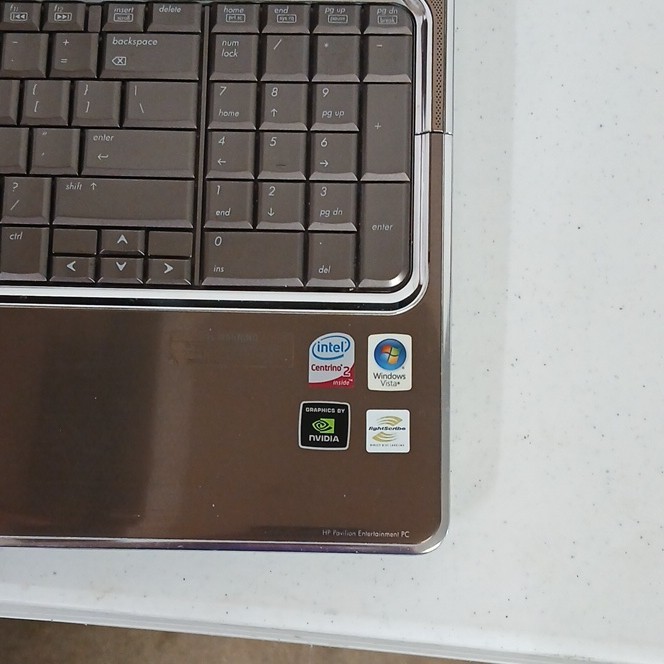 HP Pavilion 17in Laptop Intel Core 2 Duo Windows Vista NVIDIA GPU Brown