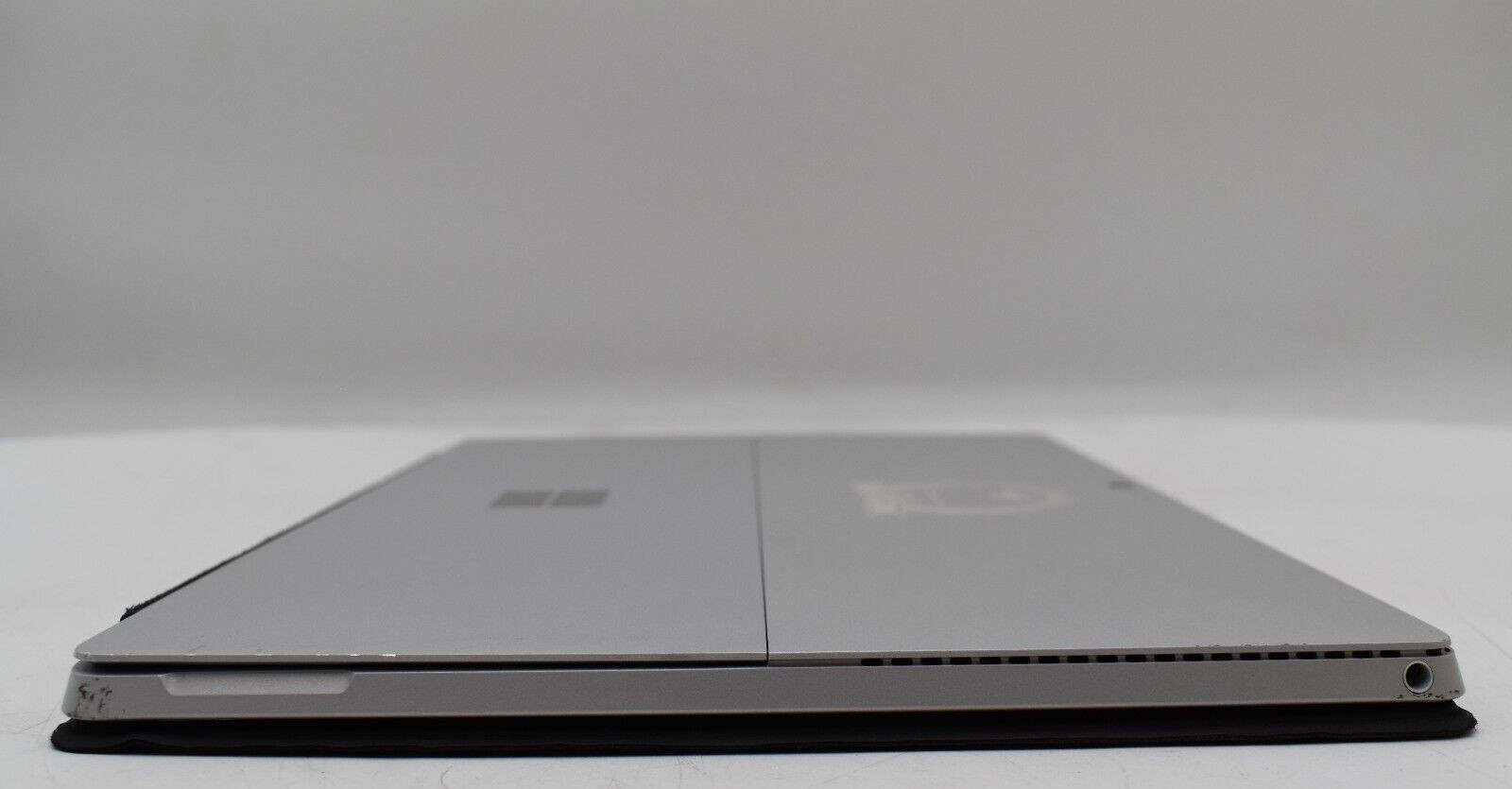 MicroSoft SURFACE PRO 4 1724 i5-6300U 2.40GHz 8GB RAM 256GB SSD Win 11 Pro +Key