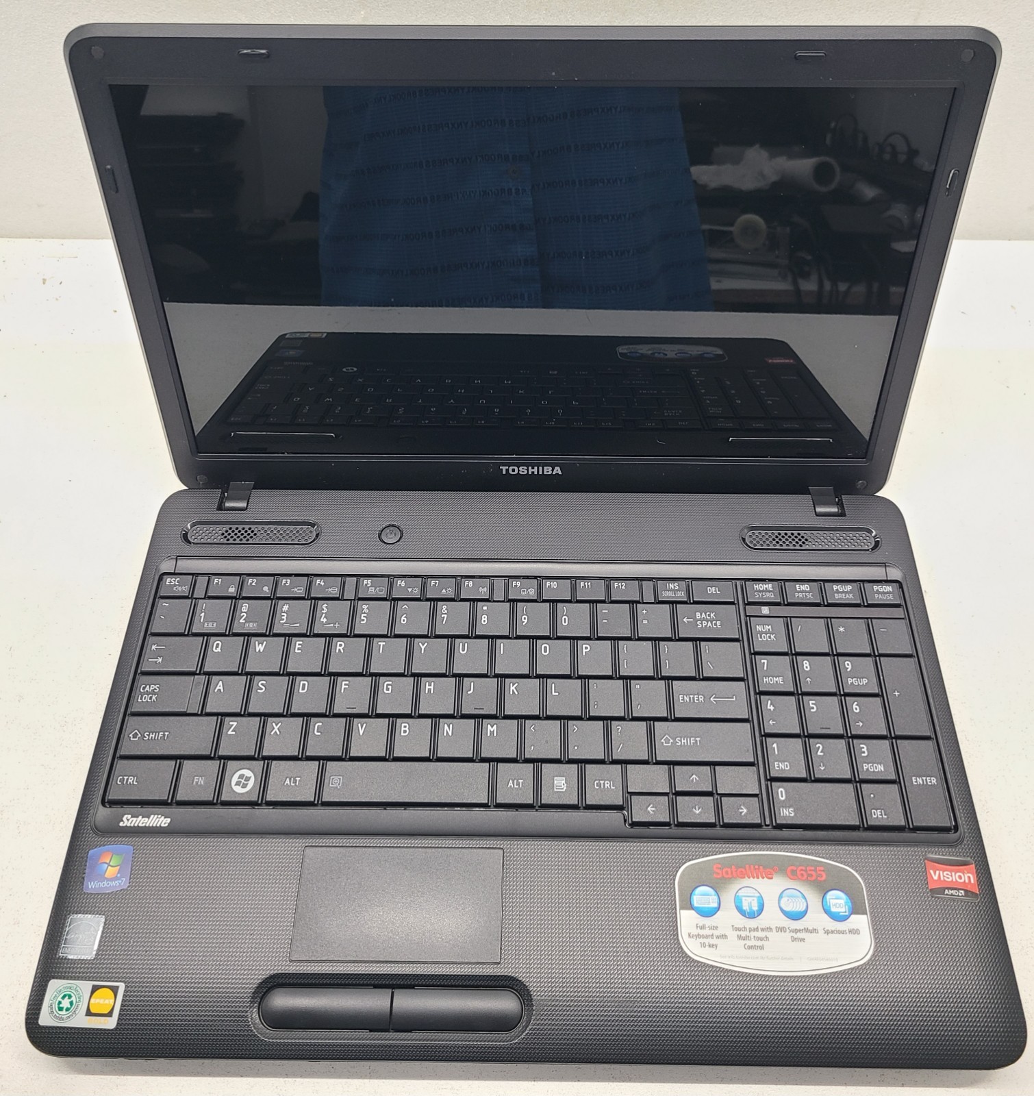 Toshiba Satellite C655D-S5126 15.6″ Laptop AMD NO RAM/HD/OS/POWER (FL)